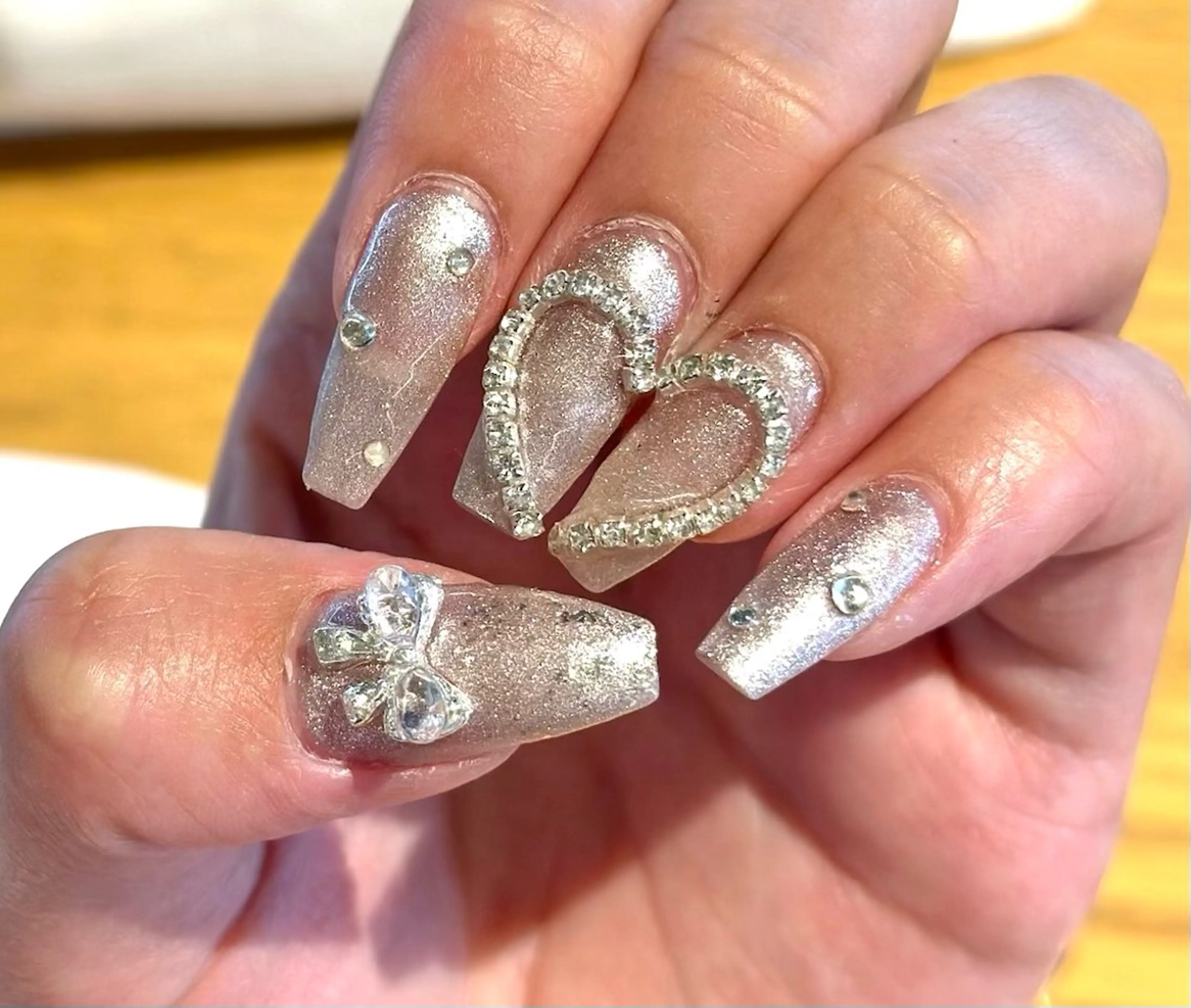 ネイル MIGHTY COLORのネイルデザイン