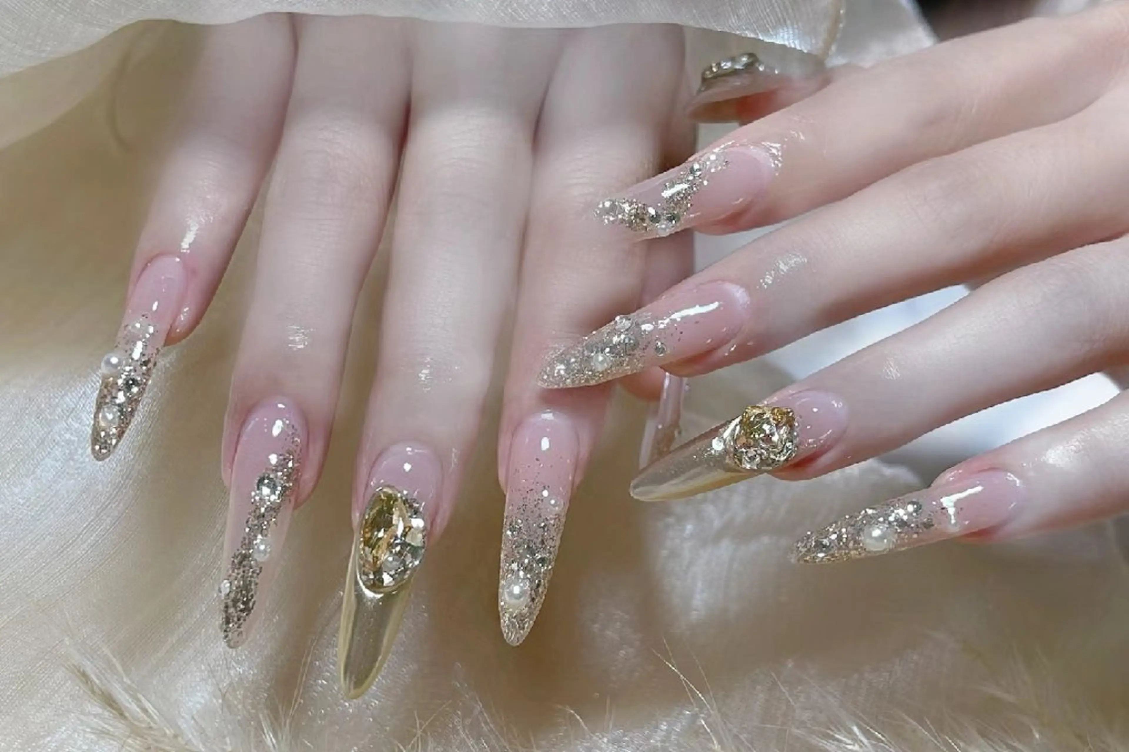 ネイル ハンドネイル ネイリストゆか💅 長さだし、深爪矯正のネイルデザイン