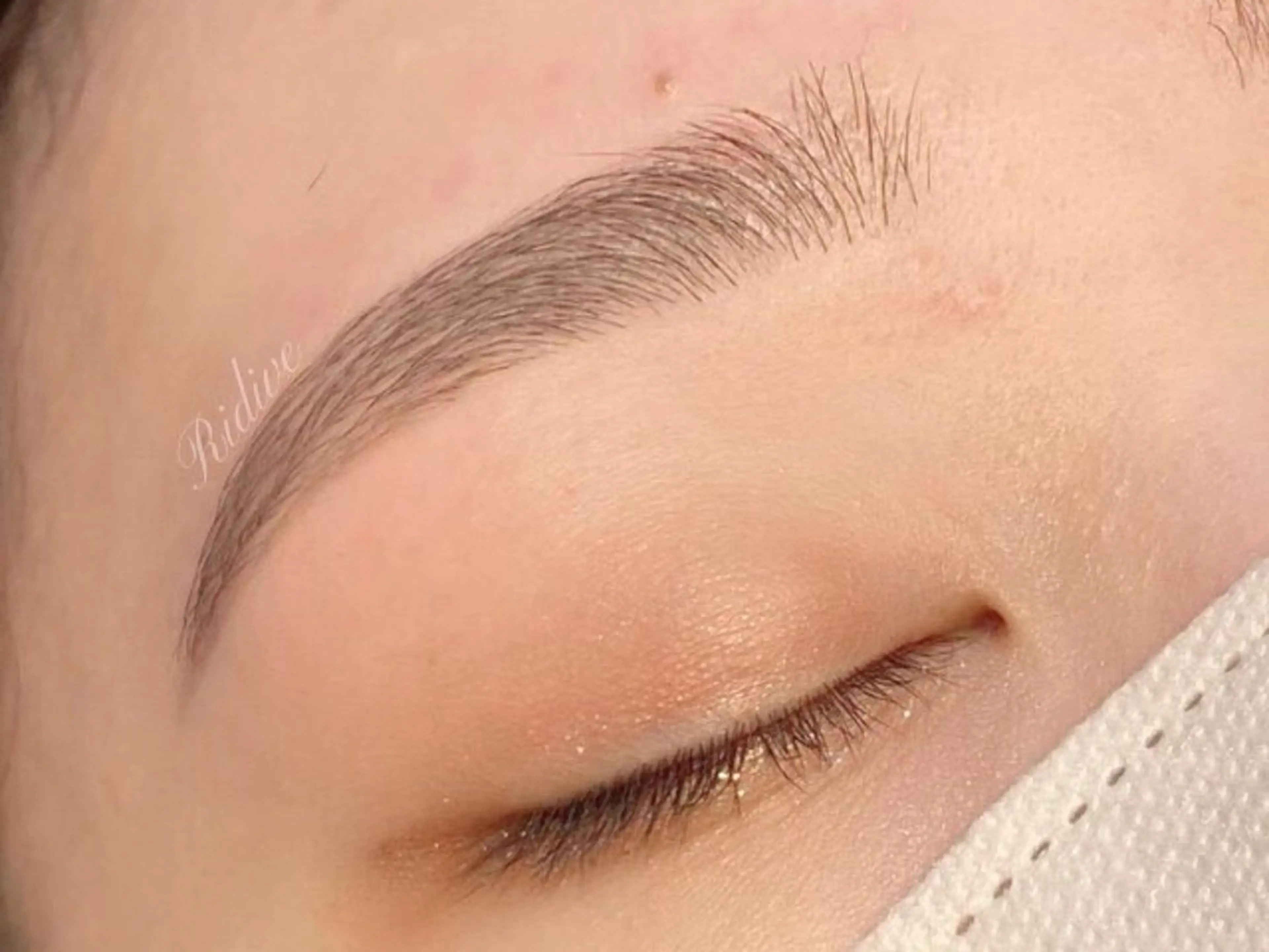 アイブロウ emina 🥣のマツエク・マツパデザイン