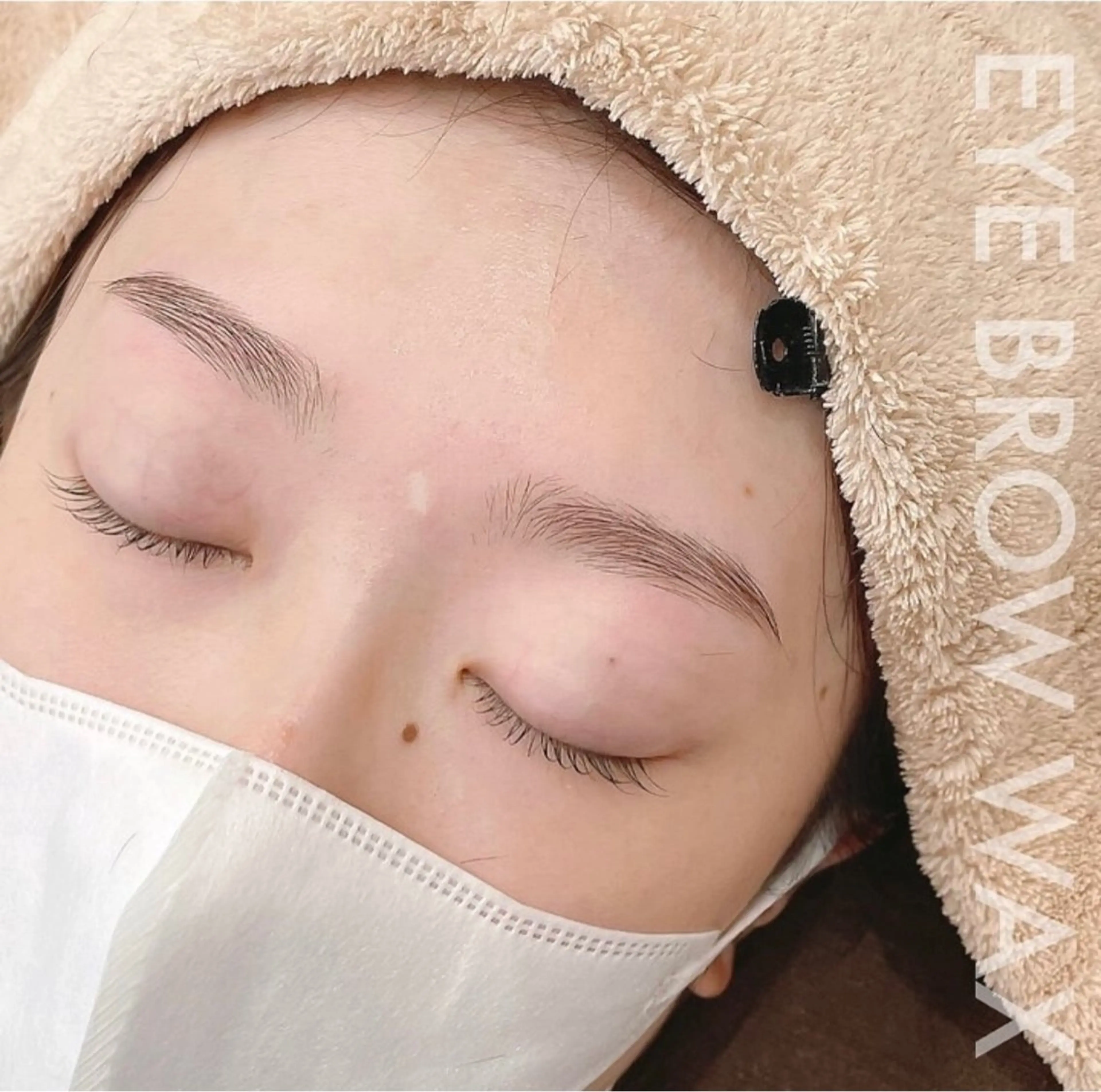 アイブロウ UNLY栄店所属・UNLY栄 TOMOのマツエク・マツパデザイン