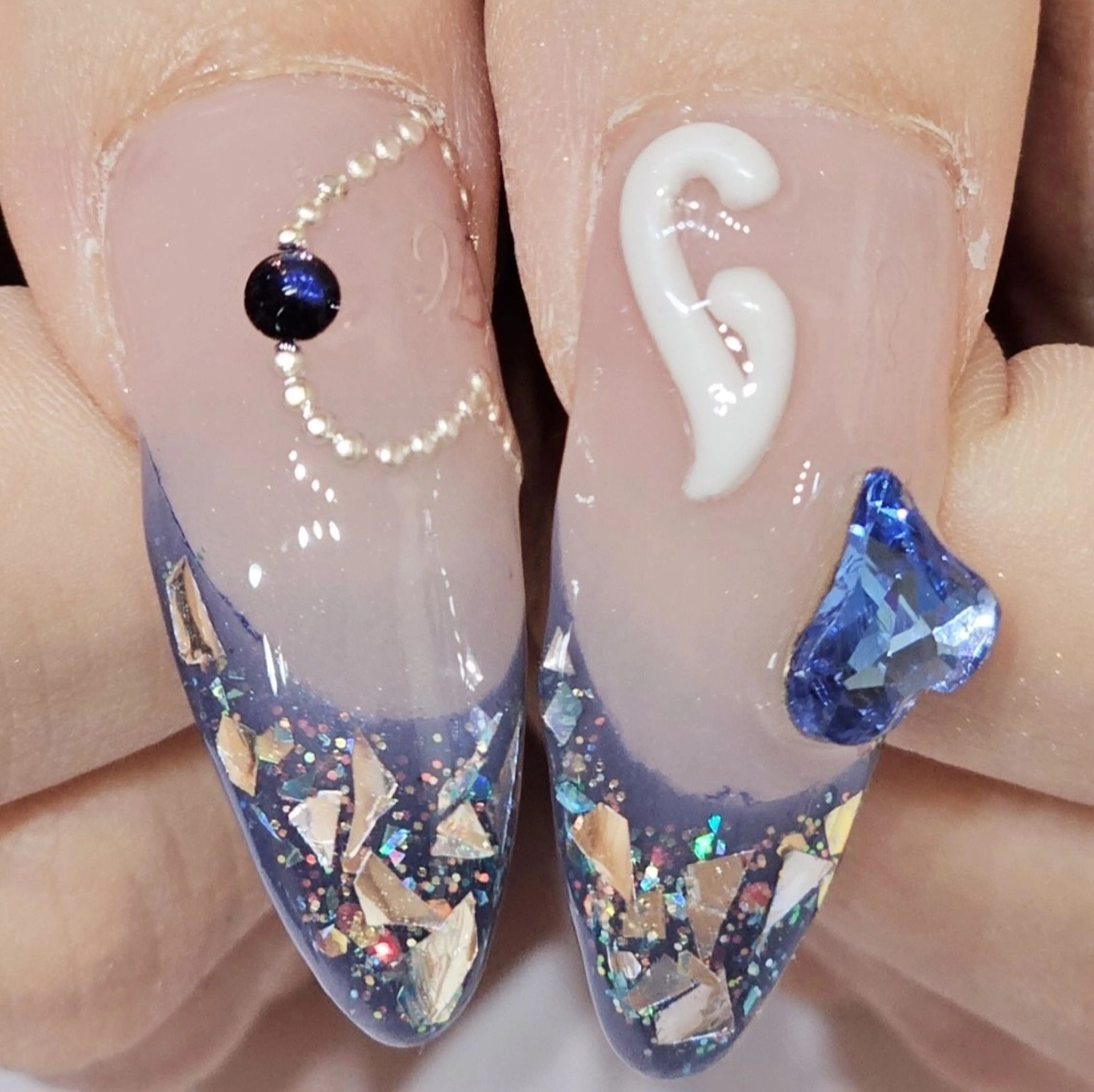 ネイル アートネイル ブルー フレンチネイル ガラスフレンチ ミラーネイル ハンドネイル よしだ ひろきのネイルデザイン