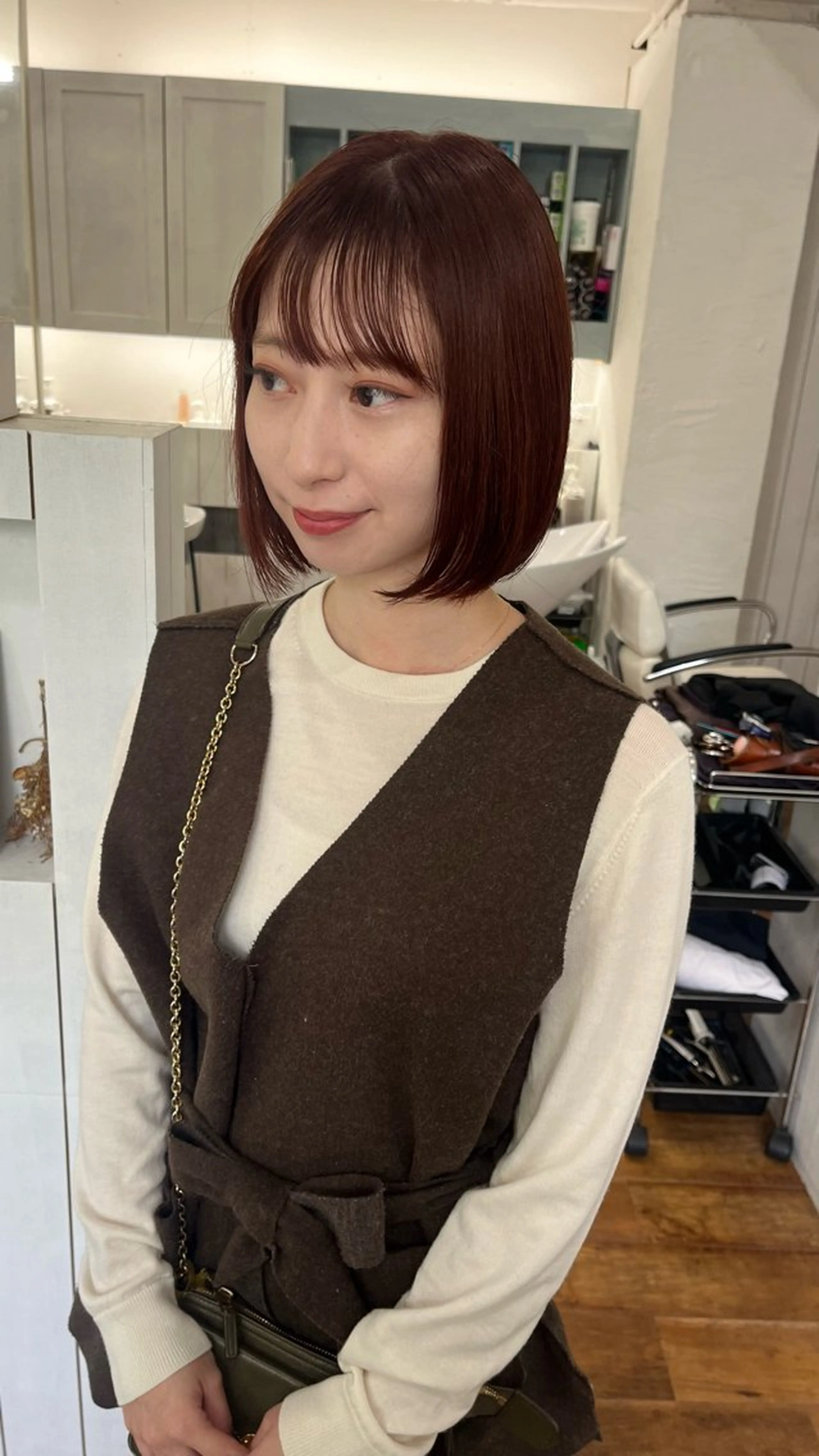 ミディアム カット ヘアカラー トリートメント imua所属・中村 桃子のヘアスタイル