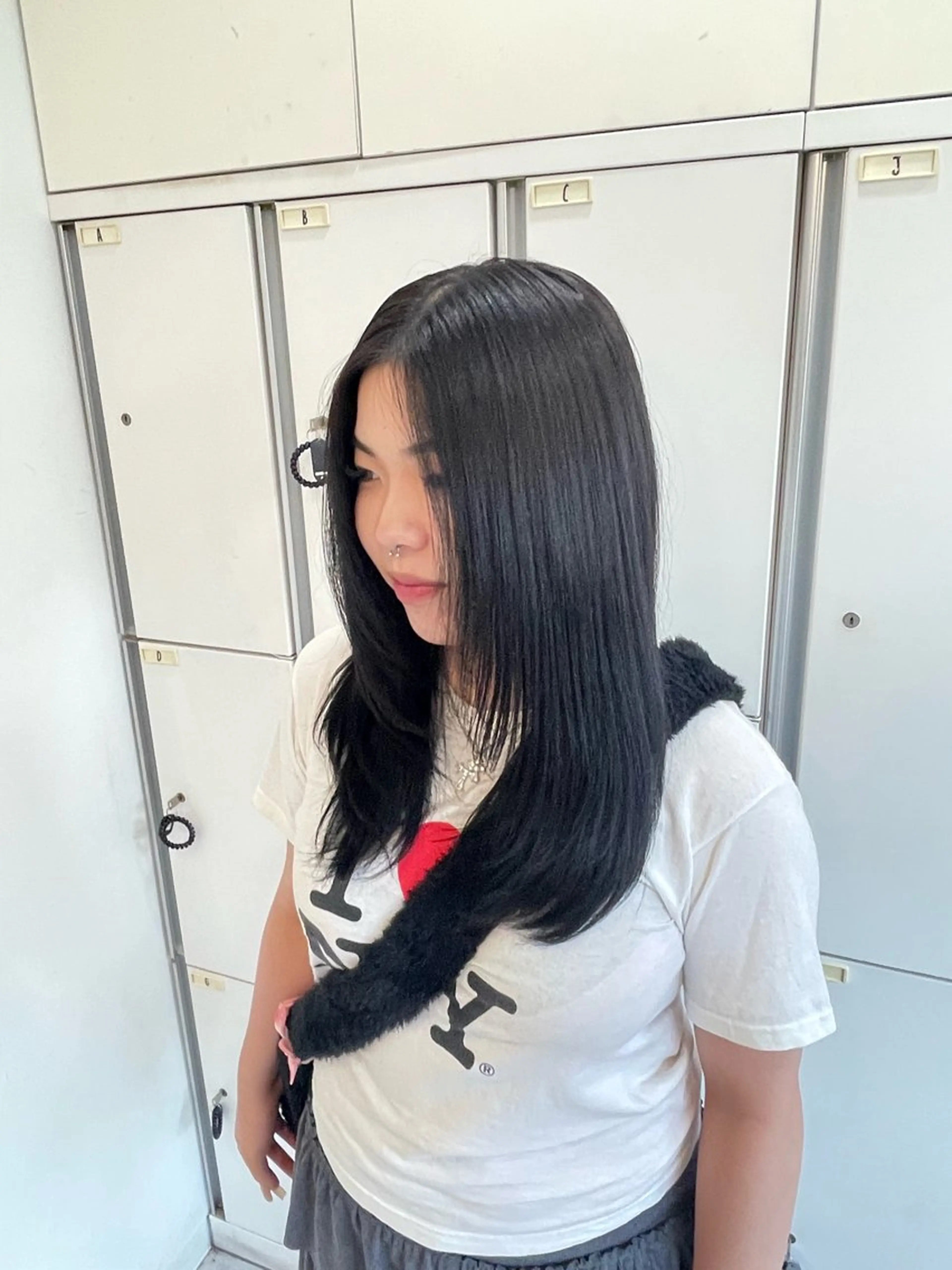 セミロング カラー HAIR&MAKE  EARTH若葉台店所属・ICHIRI" 艶カラー/縮毛矯正のヘアスタイル