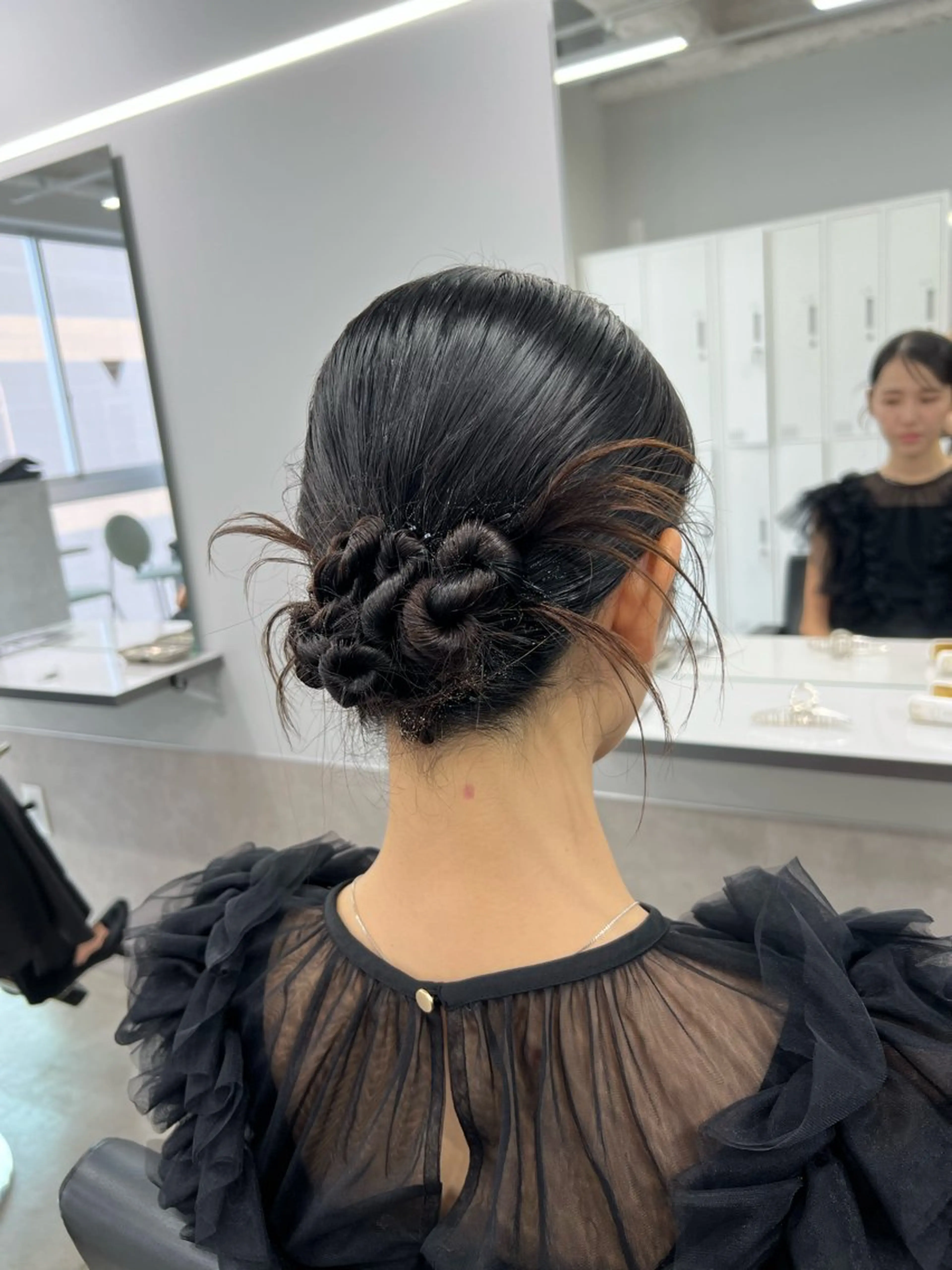 ロング ヘアセット maya レイヤーカットのヘアスタイル