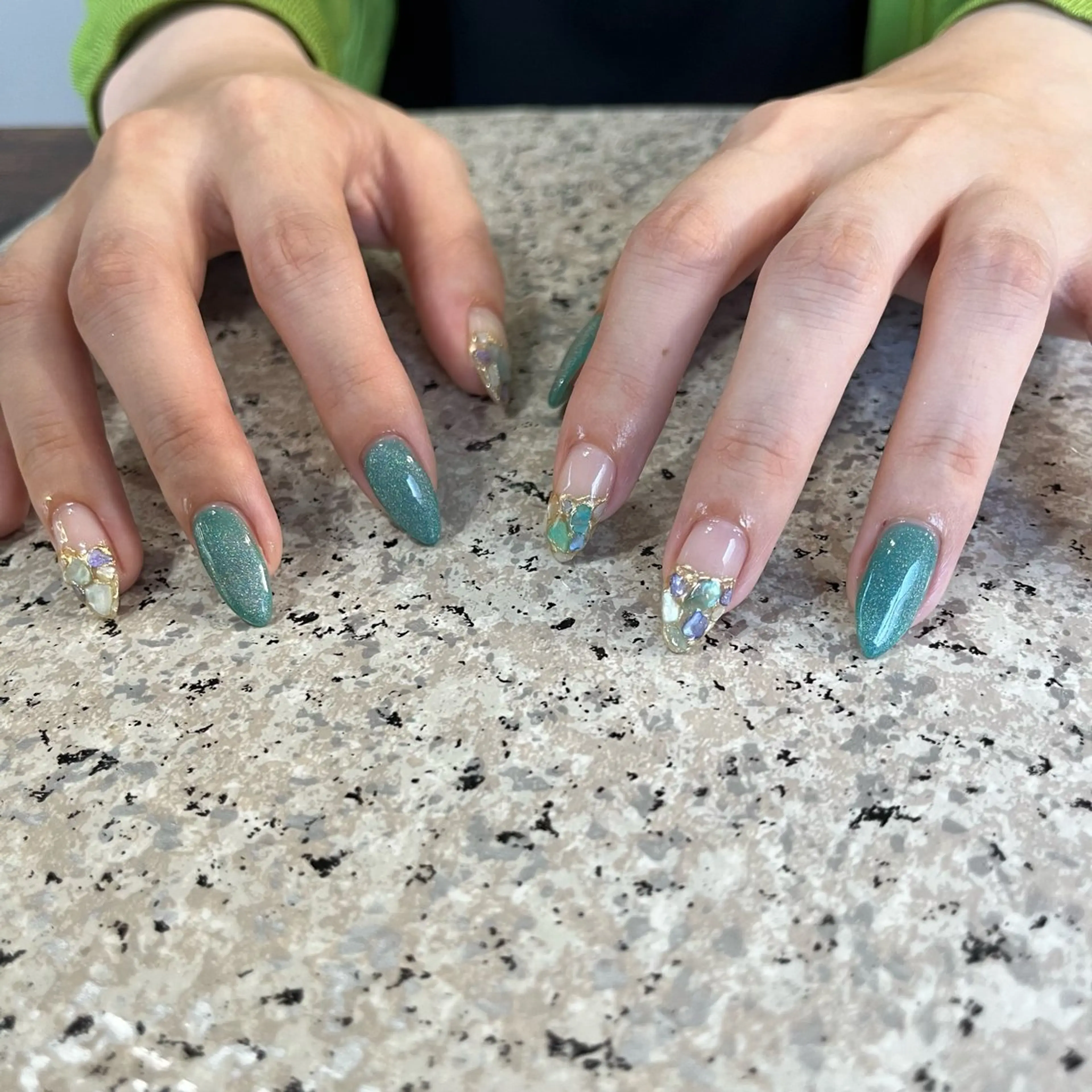 ネイル nailsalon maluriのネイルデザイン