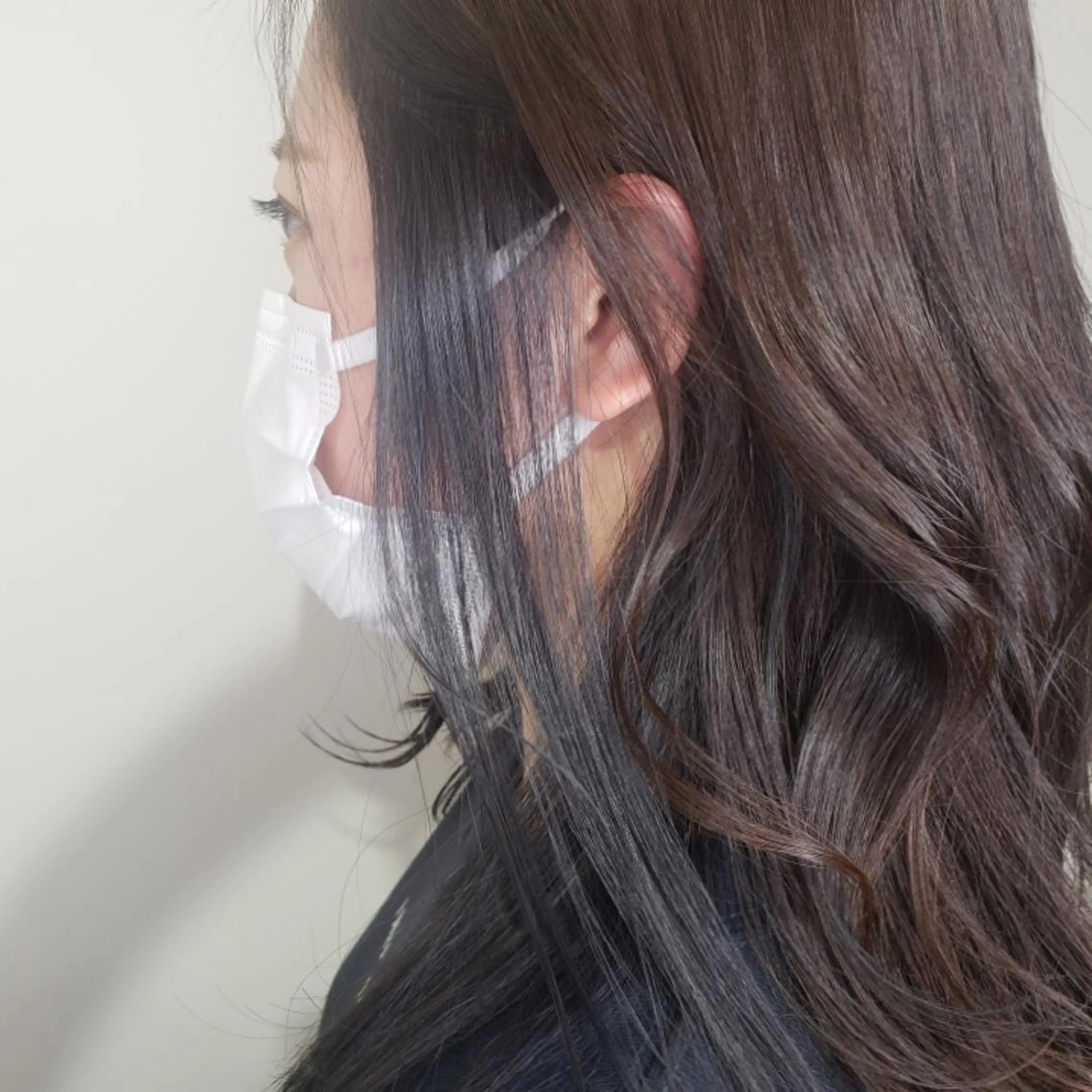 セミロング カット ヘアカラー トリートメント 🇰🇷透明感×ハイ トーン🌟tomoのヘアスタイル