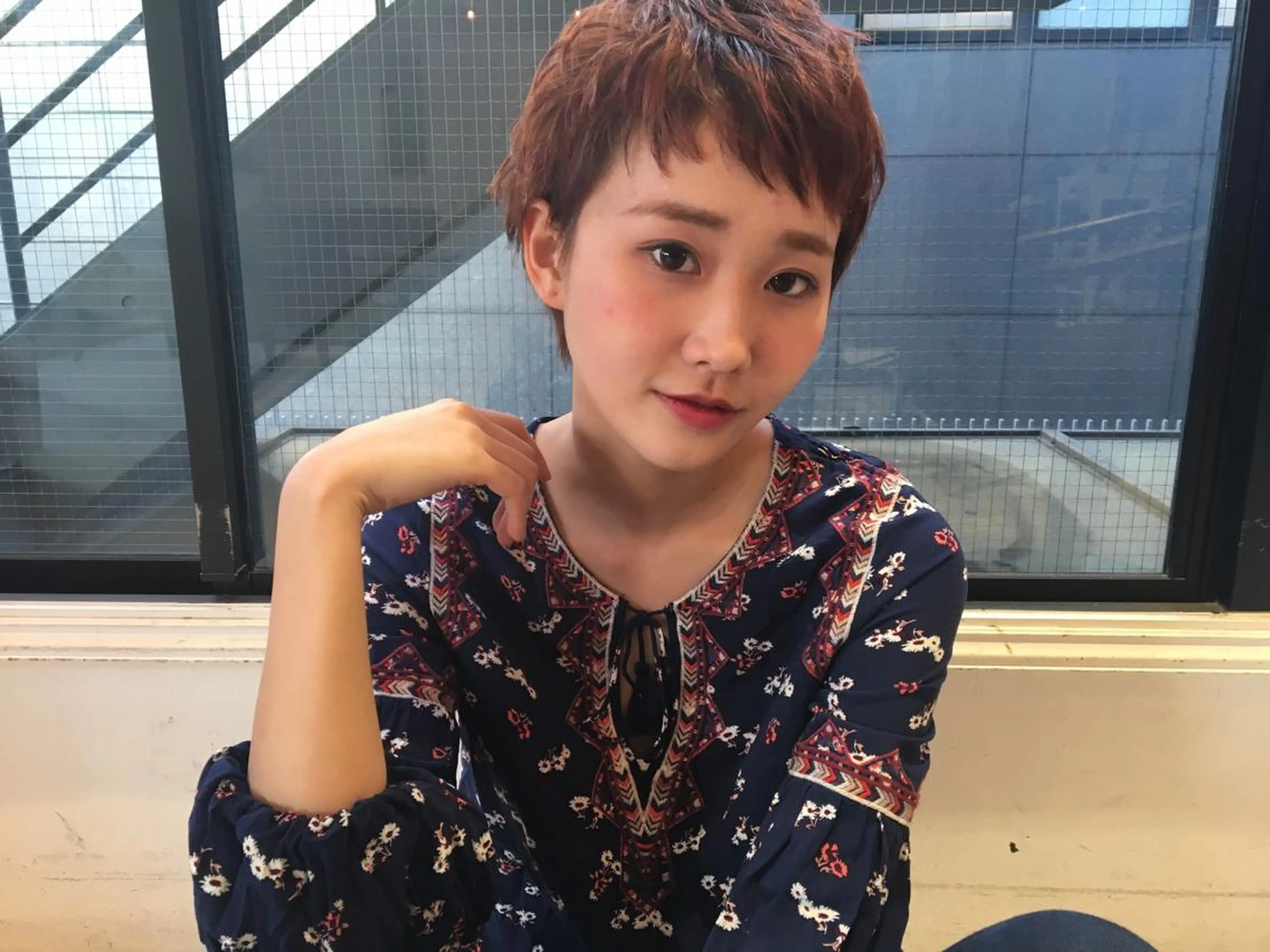 ショート THE DAY所属・AKI HASHIMOTOのヘアスタイル