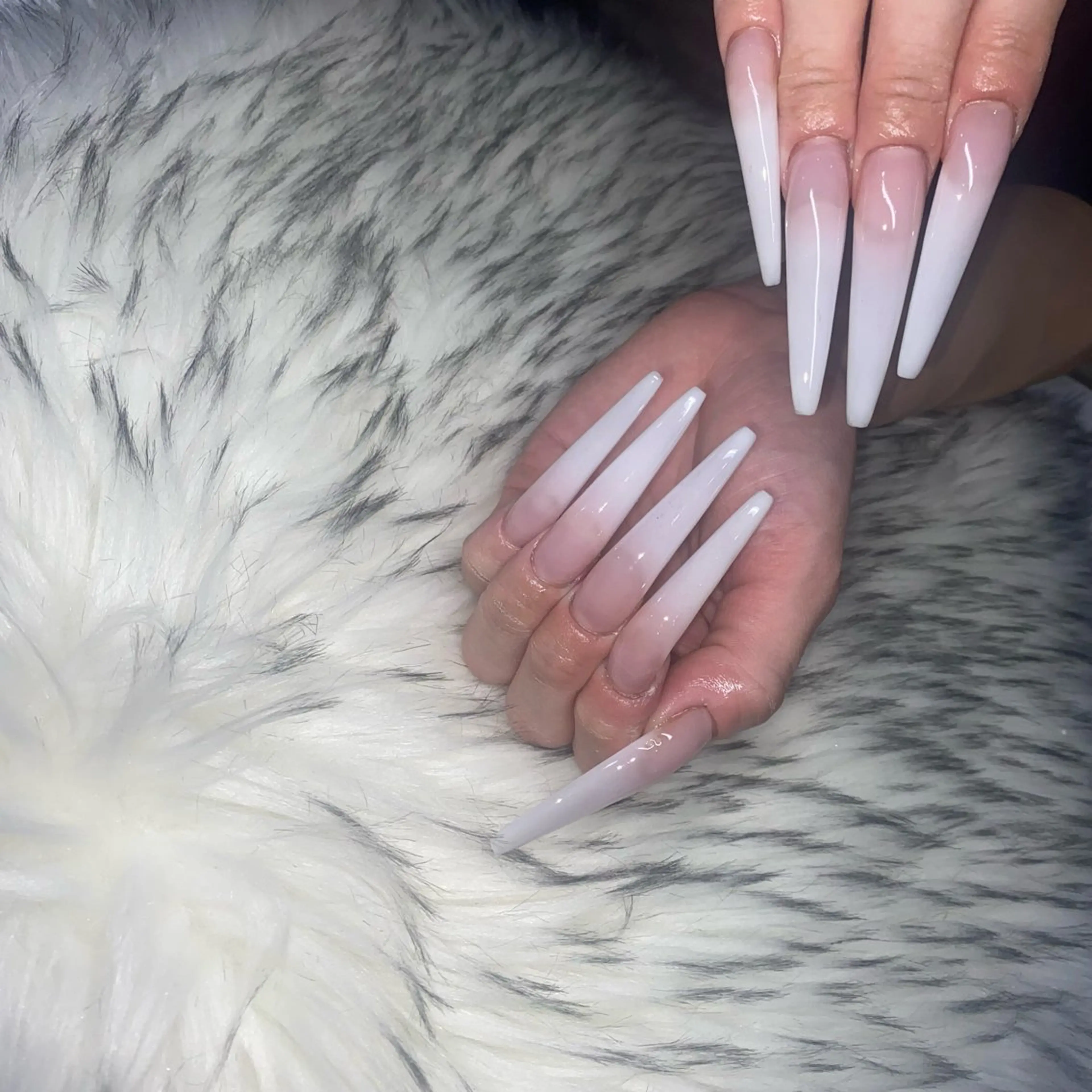 ネイル ハンドネイル la vie Luire所属・la vie Luire アスカのネイルデザイン