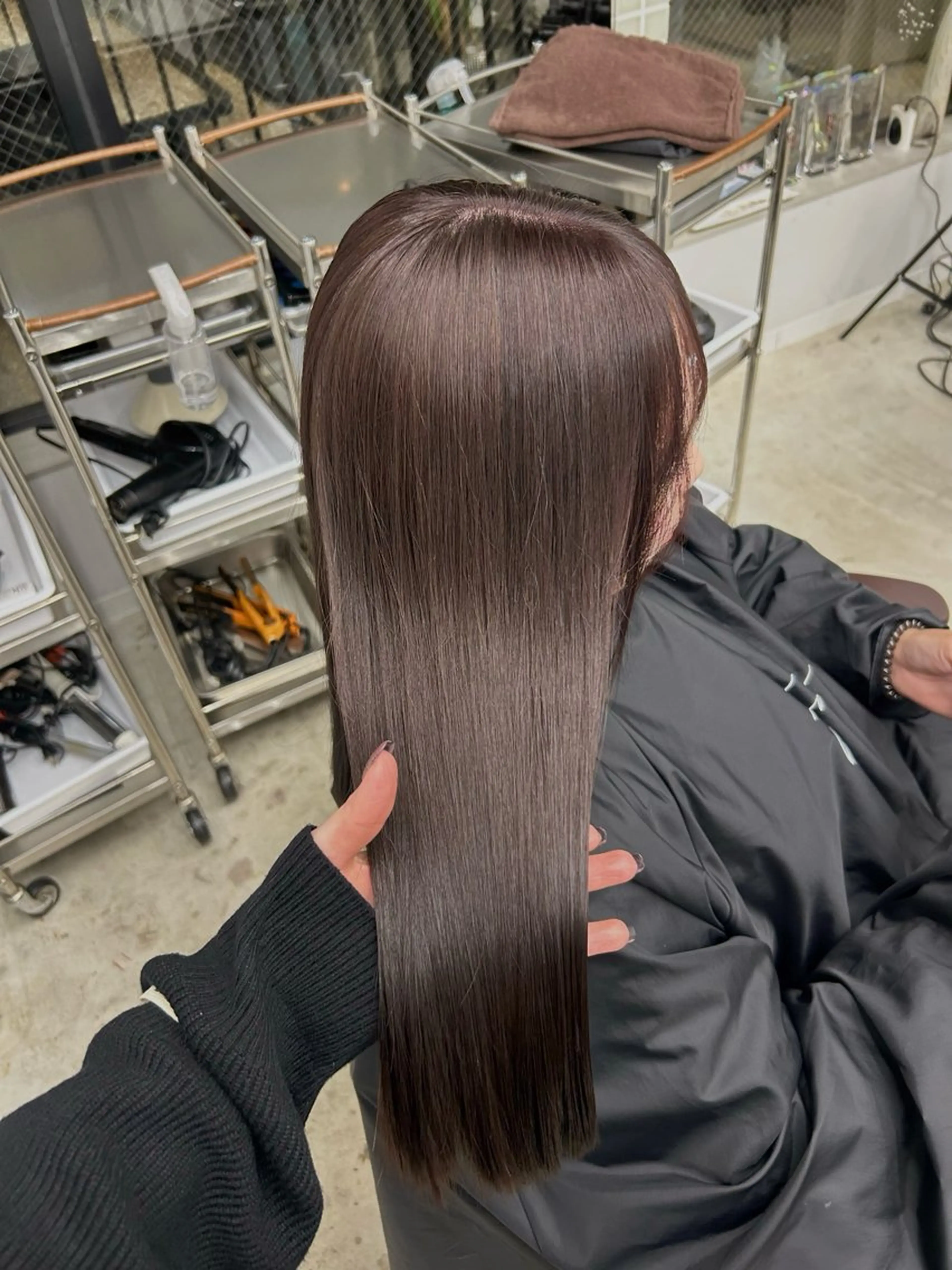 セミロング ヘアカラー 吉田 菫のヘアスタイル