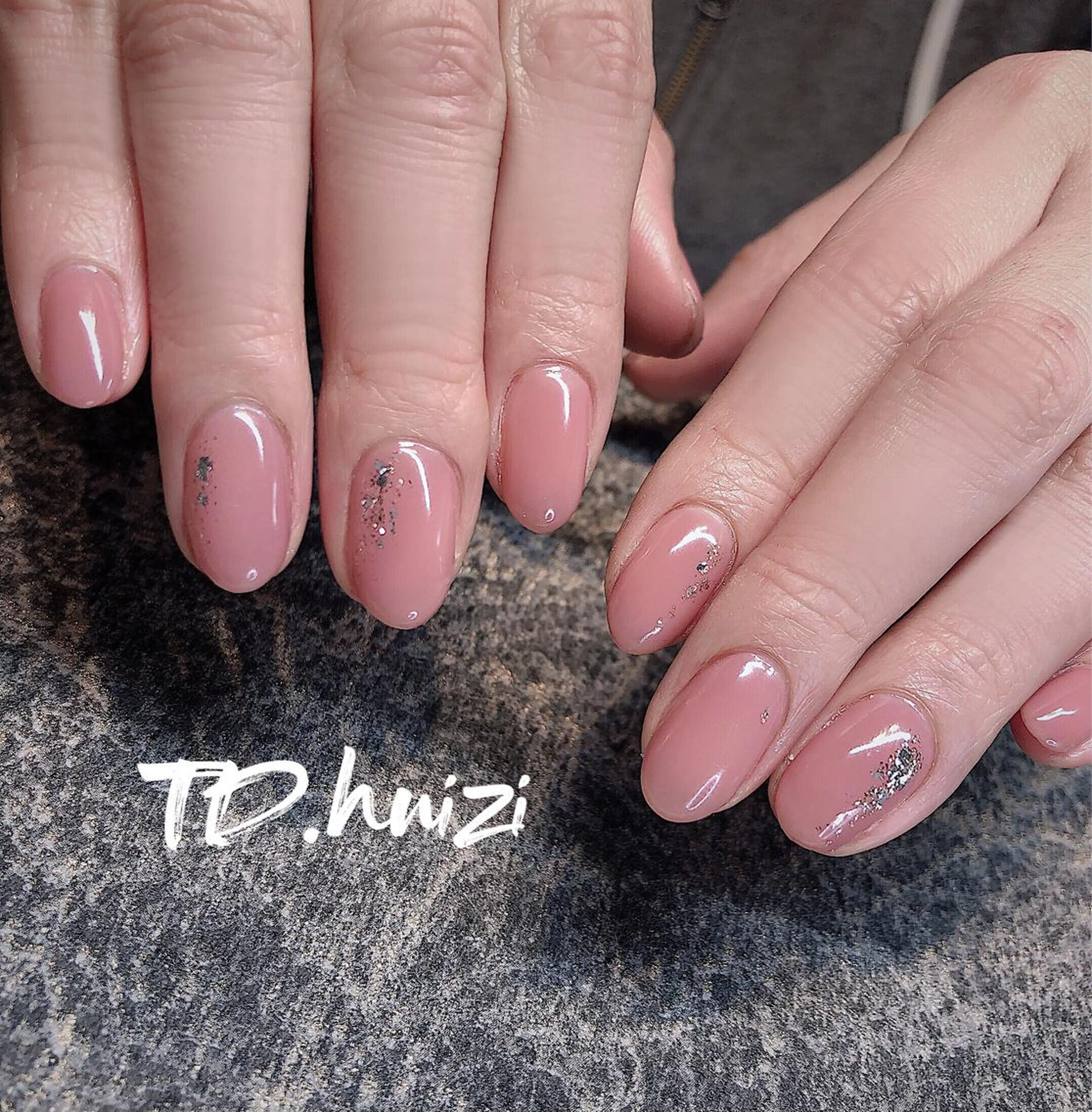 ミディアム めぐみのネイルサロン 惠のネイルデザイン