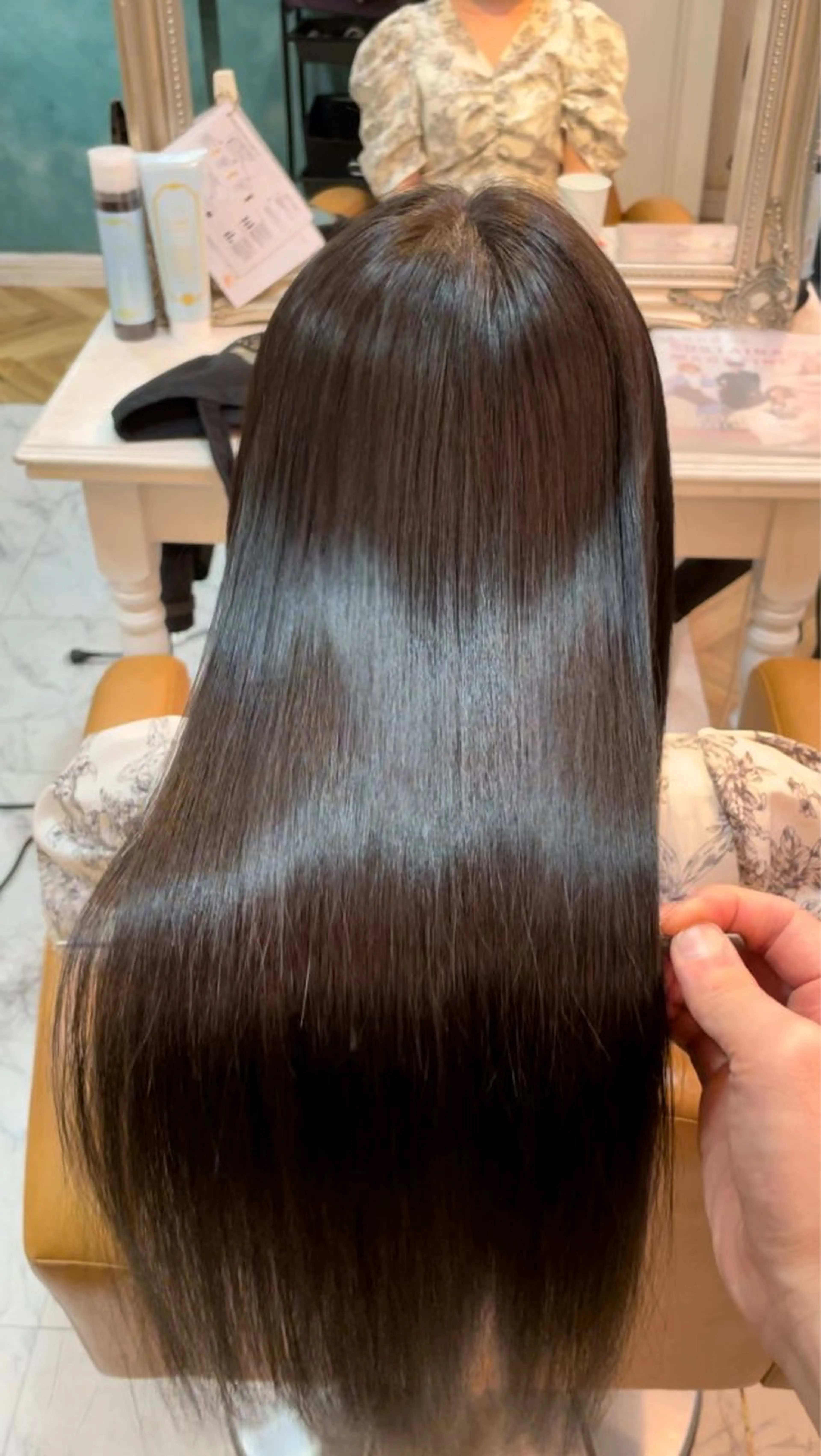 ロング 髪質改善 韓国風ヘア レイヤーカット ロング 縮毛矯正 カット ヘアカラー 縮毛矯正 トリートメント 美髪縮毛矯正🤍 髪質改善/Shinaのヘアスタイル