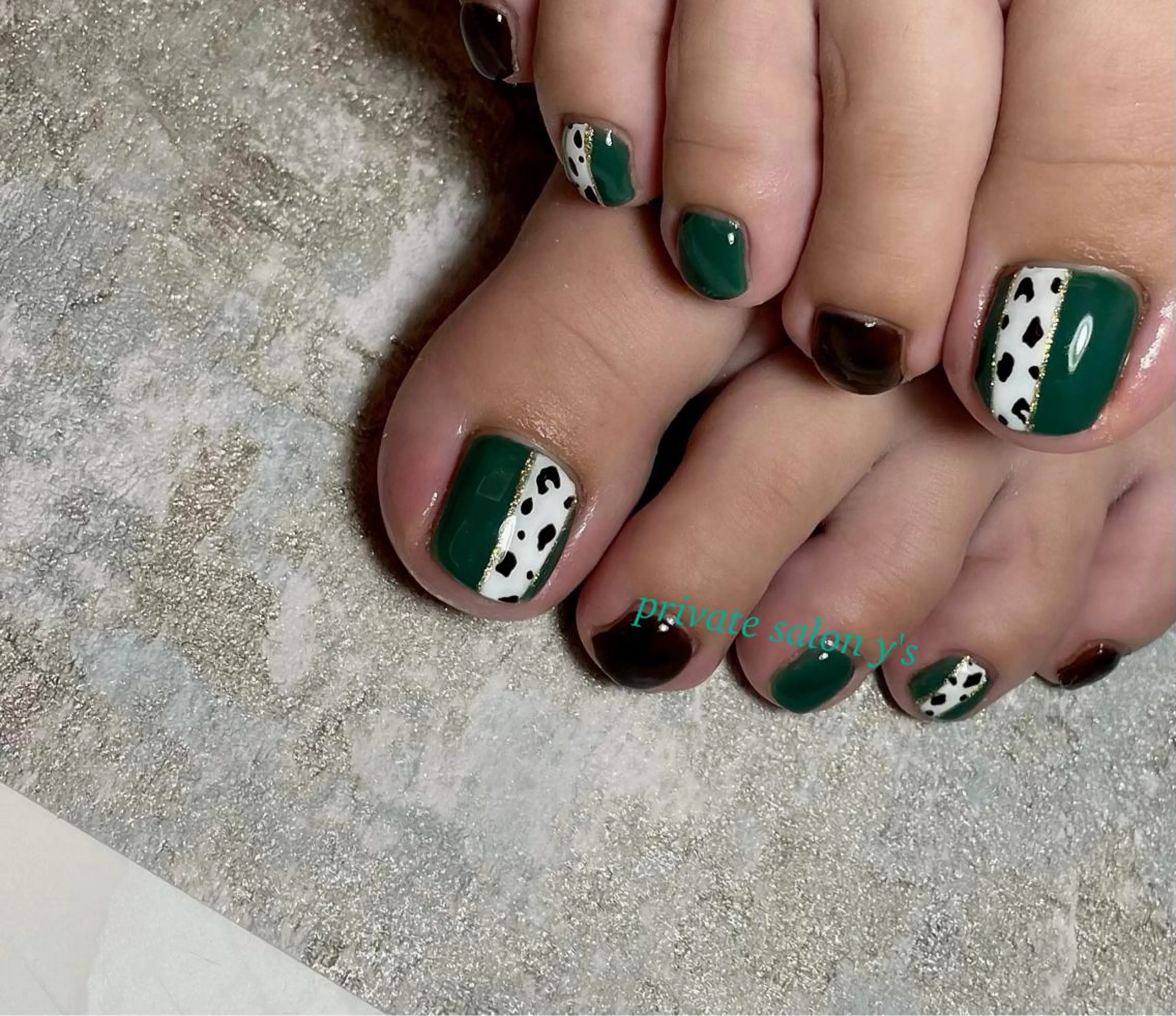 ネイル y' sのネイルデザイン