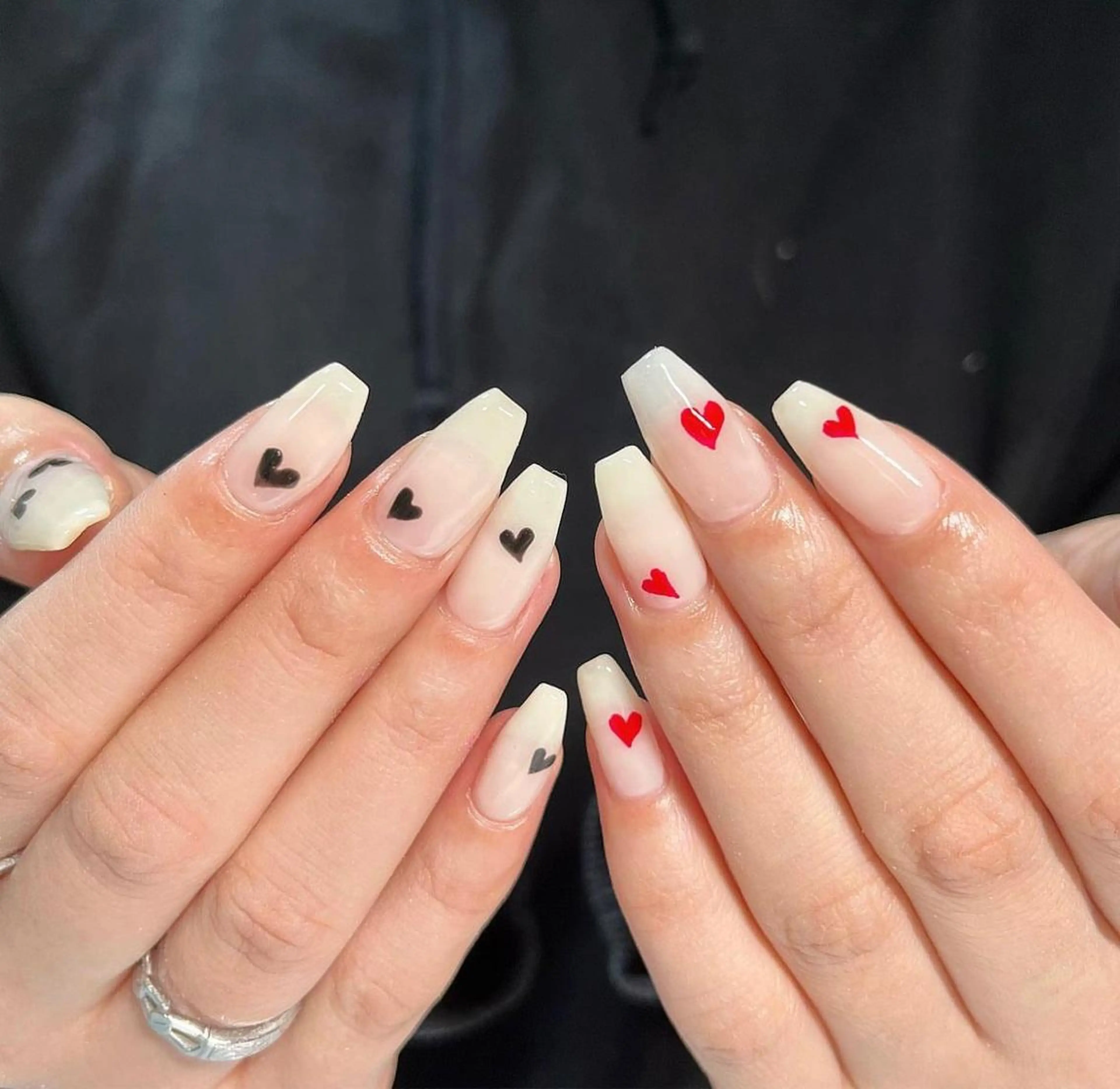 【オフなし】長さ出し10本+ワンカラー🫶🏻+2000円で持込デザイン変更可✨の写真