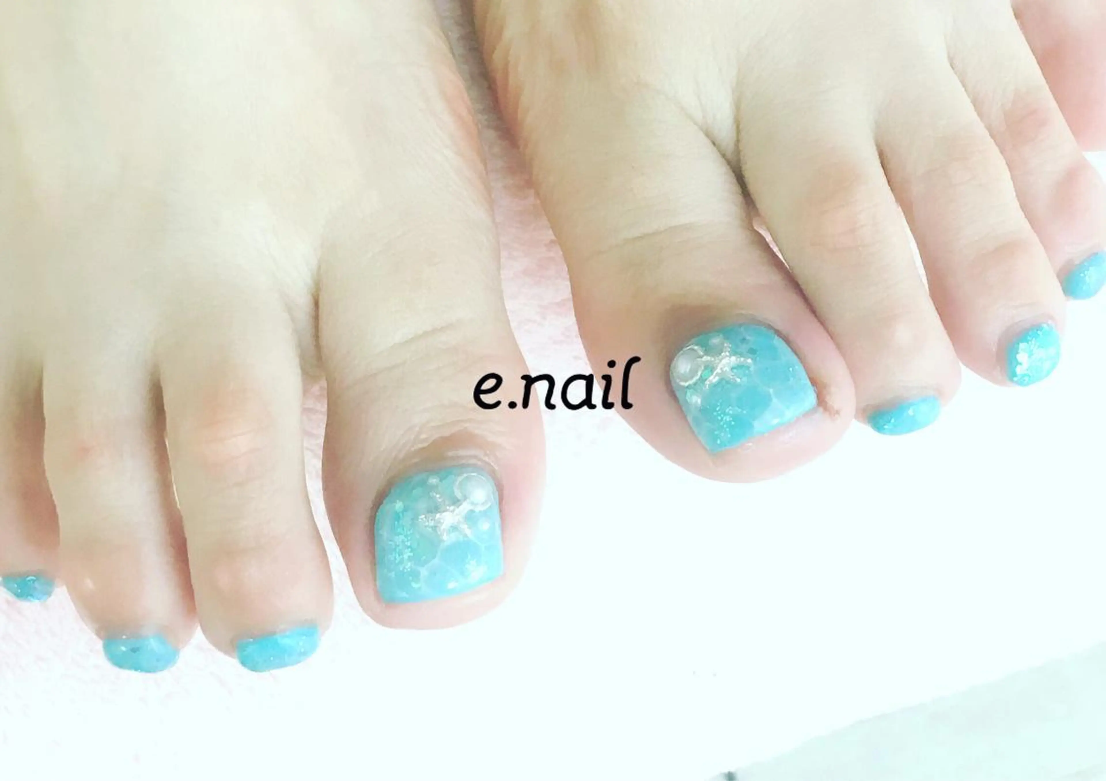ネイル e.nail所属・和賀井 恵理のネイルデザイン