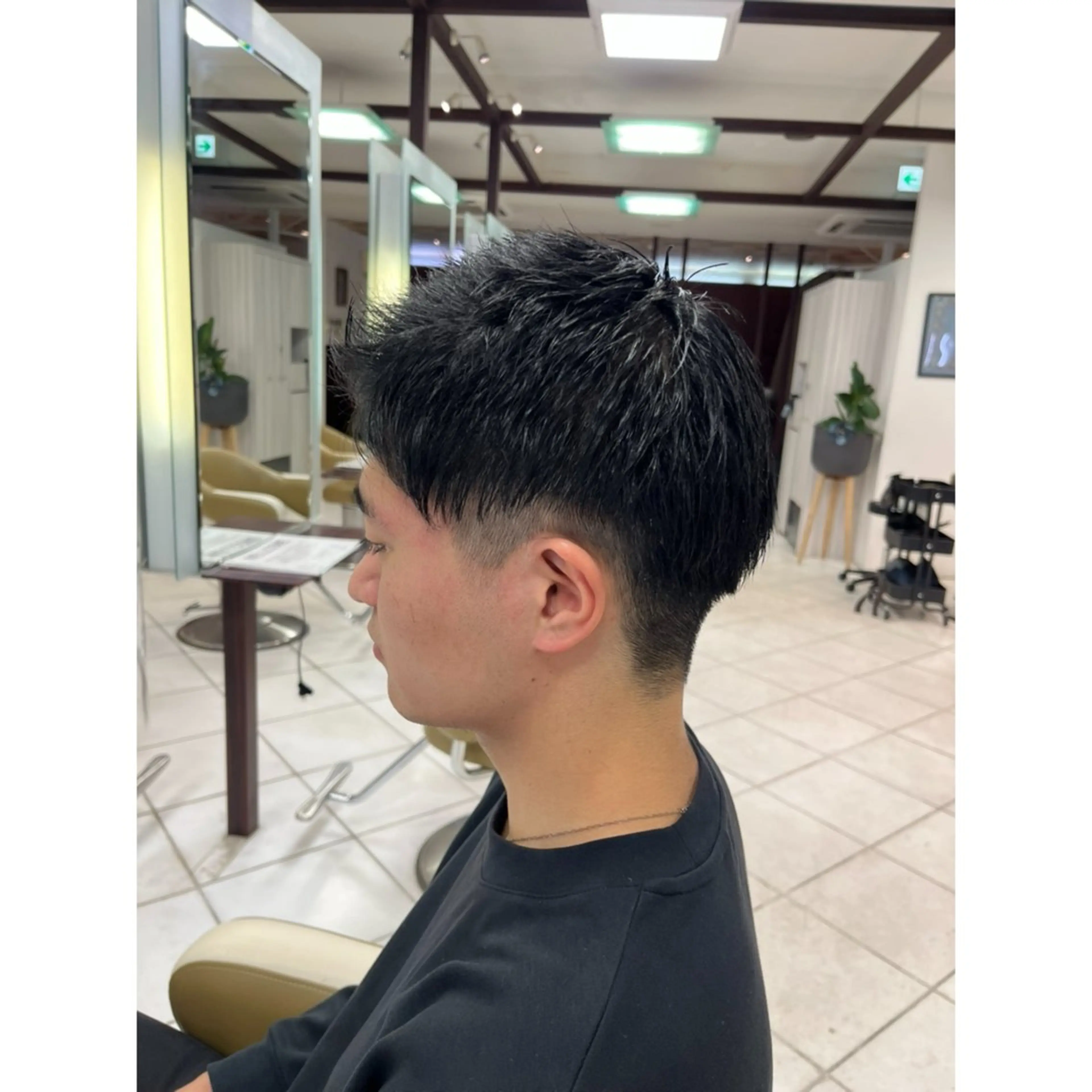 メンズカットの写真