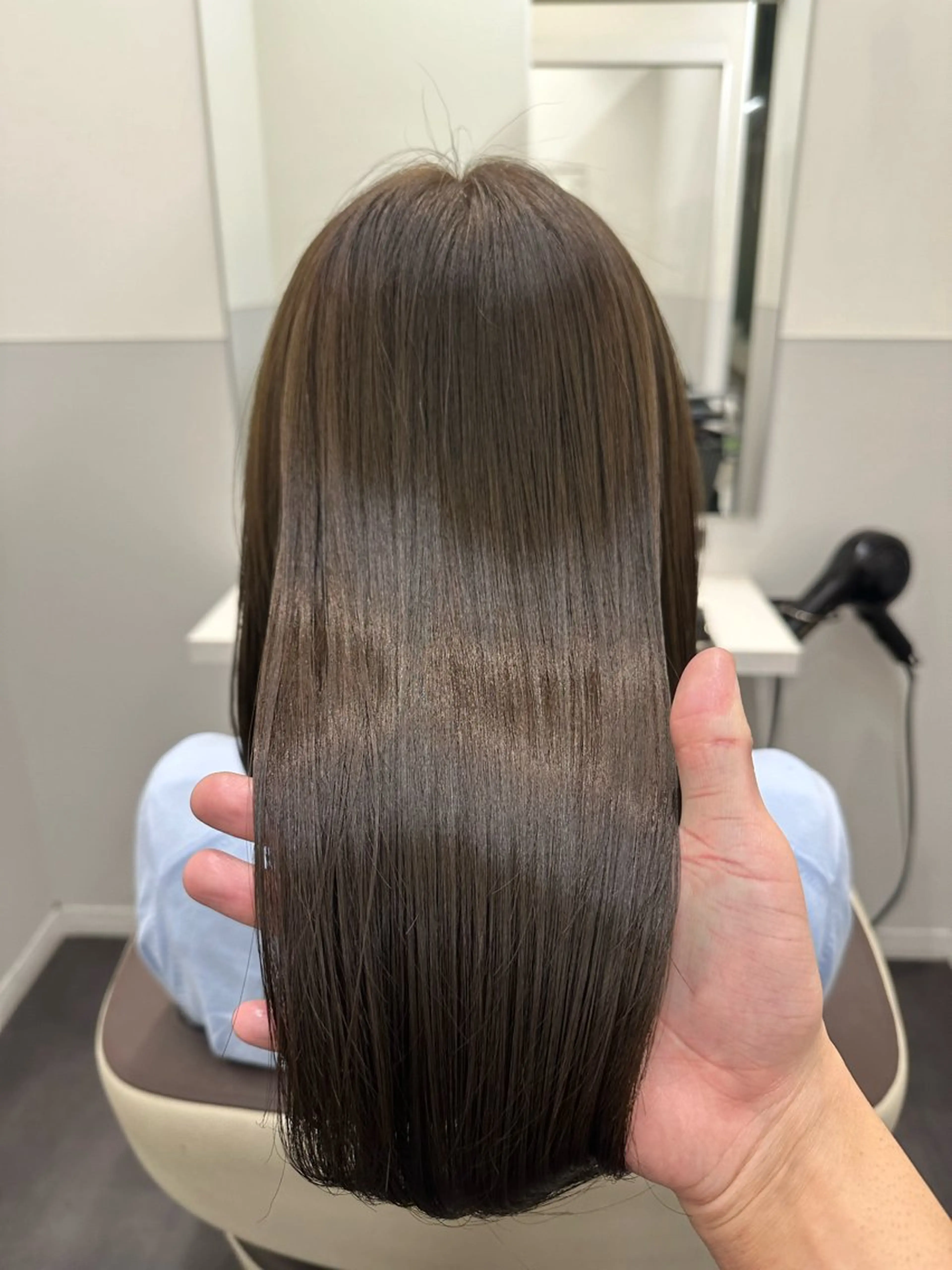 セミロング カラー ケアカラー 透明感カラー グレージュ オリーブグレージュ オリーブグレー カット ヘアカラー トリートメント 【美髪矯正 /髪質改善】RINのヘアスタイル