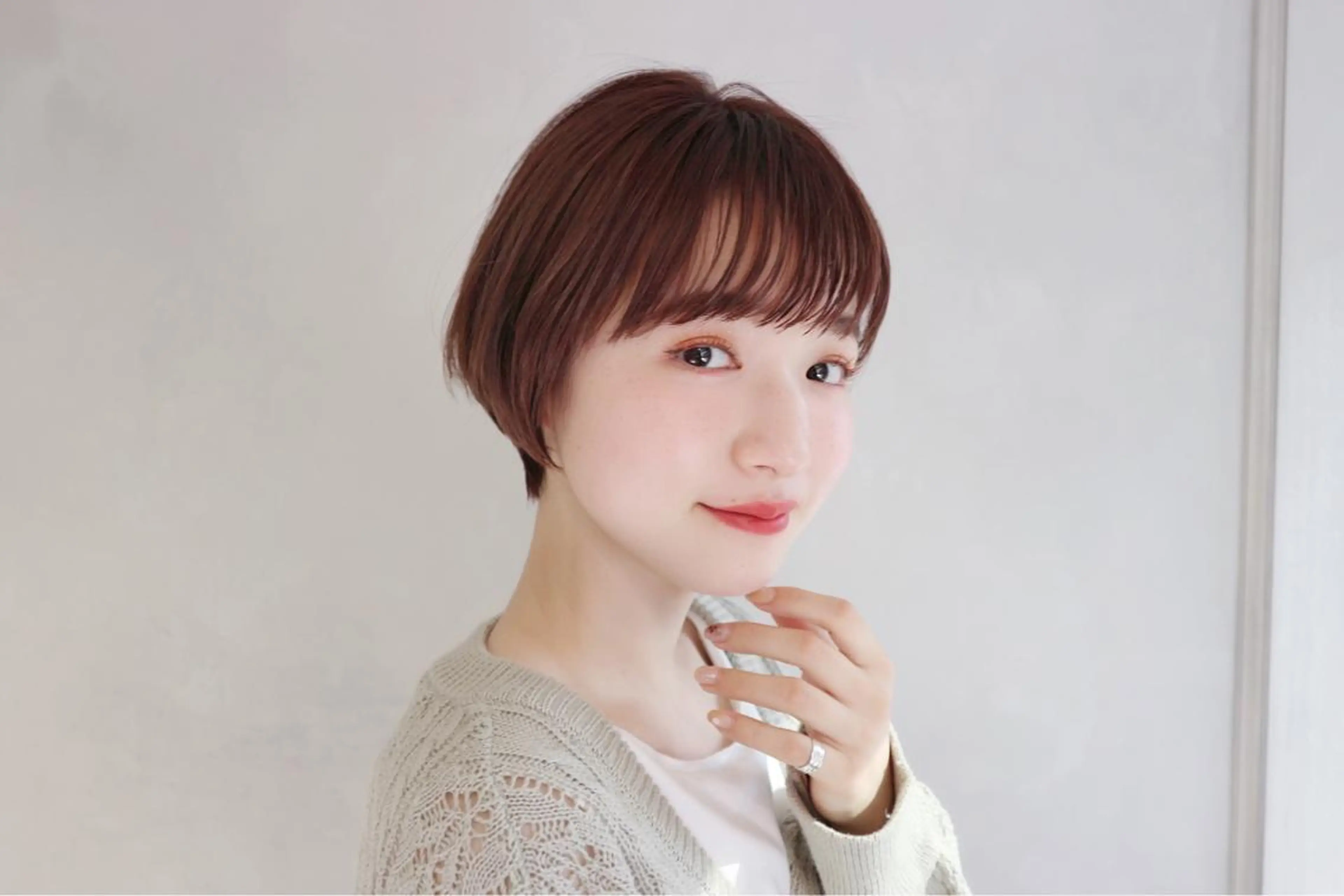 ショート カラー ショートボブ 丸みショート ベージュカラー グレージュ ボブ amber池袋所属・徳本 駿太のヘアスタイル