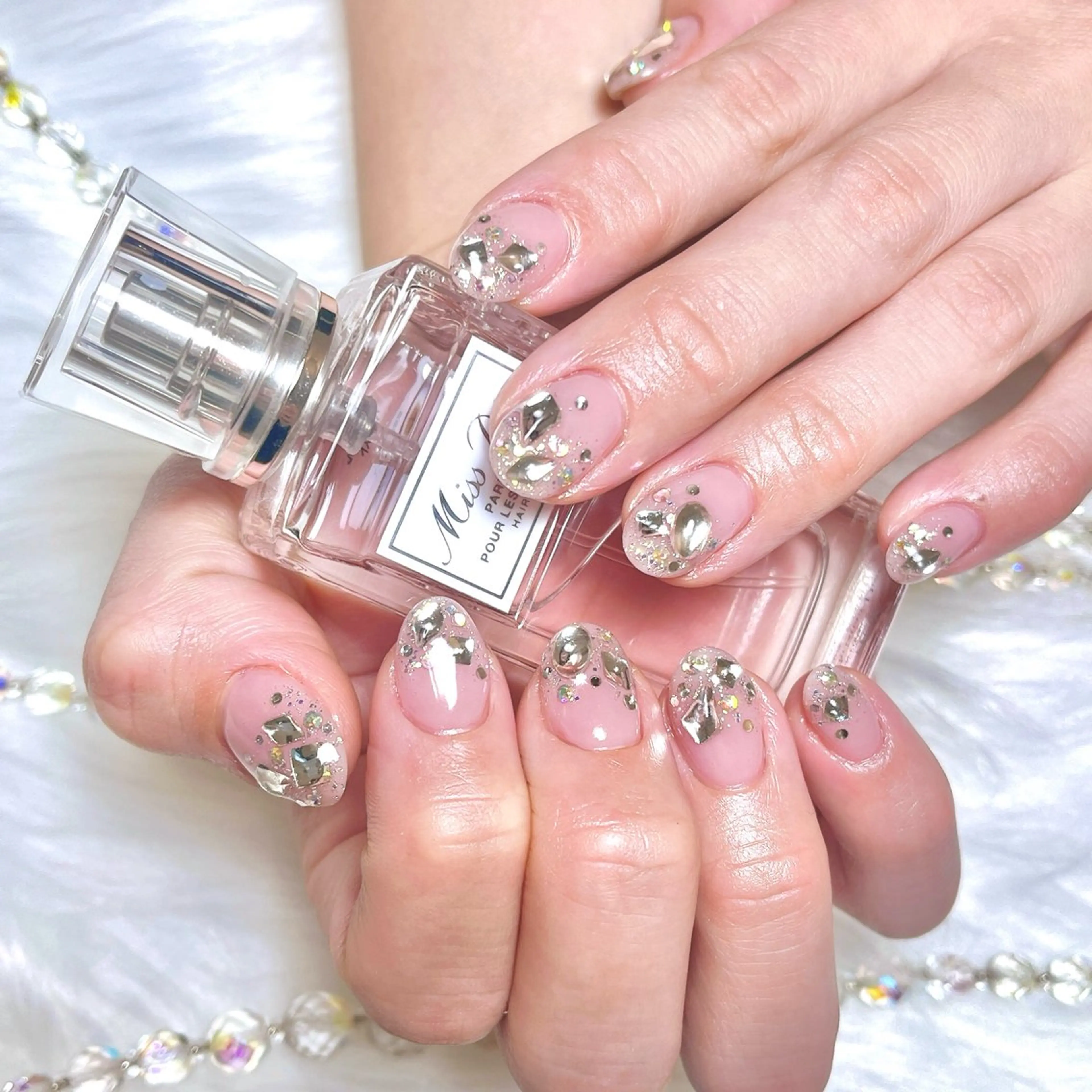 ネイル ブライダルネイル ハンドネイル Nailsalon Nearのネイルデザイン