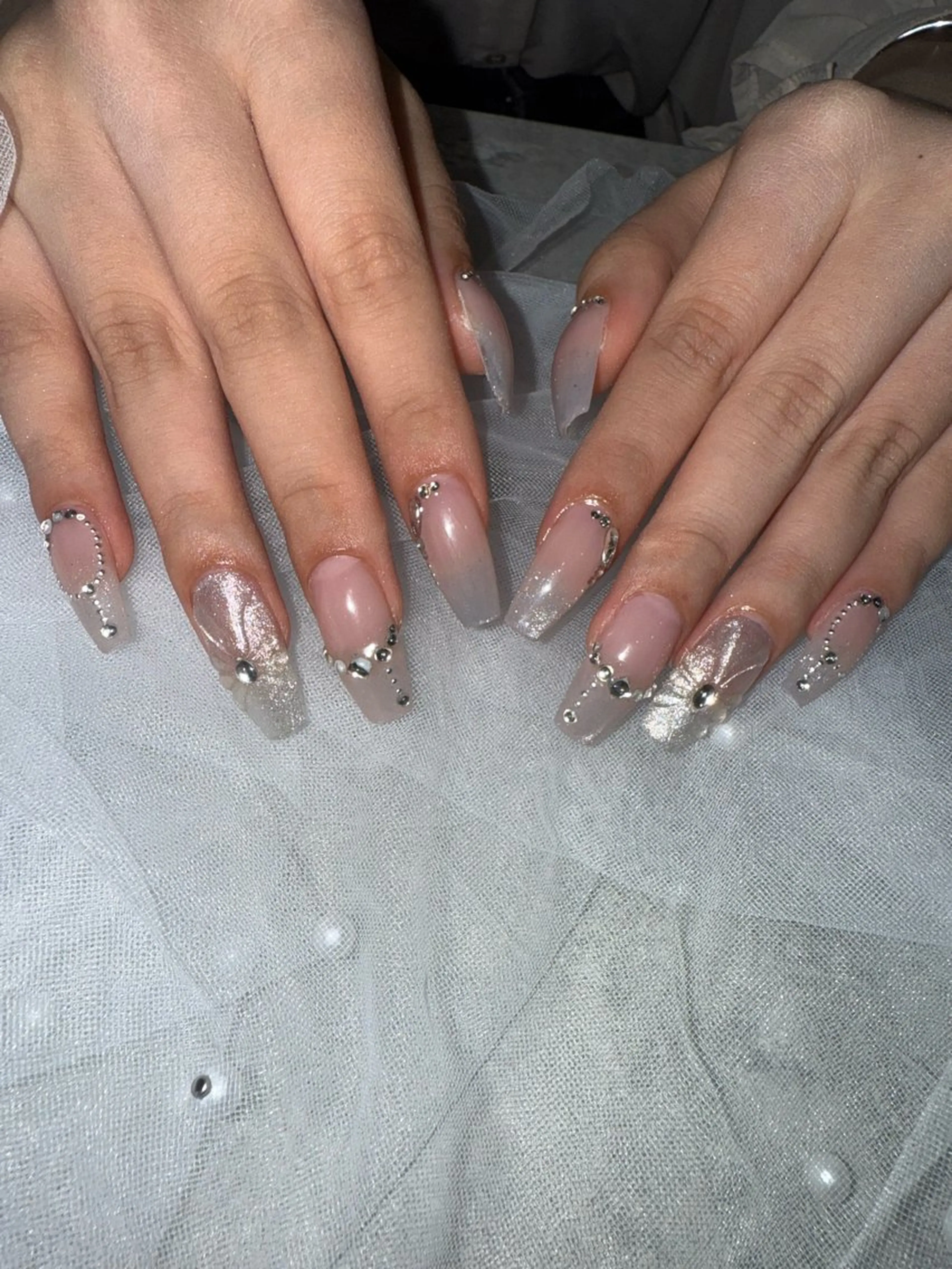 ネイル 持ち込み ハンドネイル Raviliss ♡のネイルデザイン