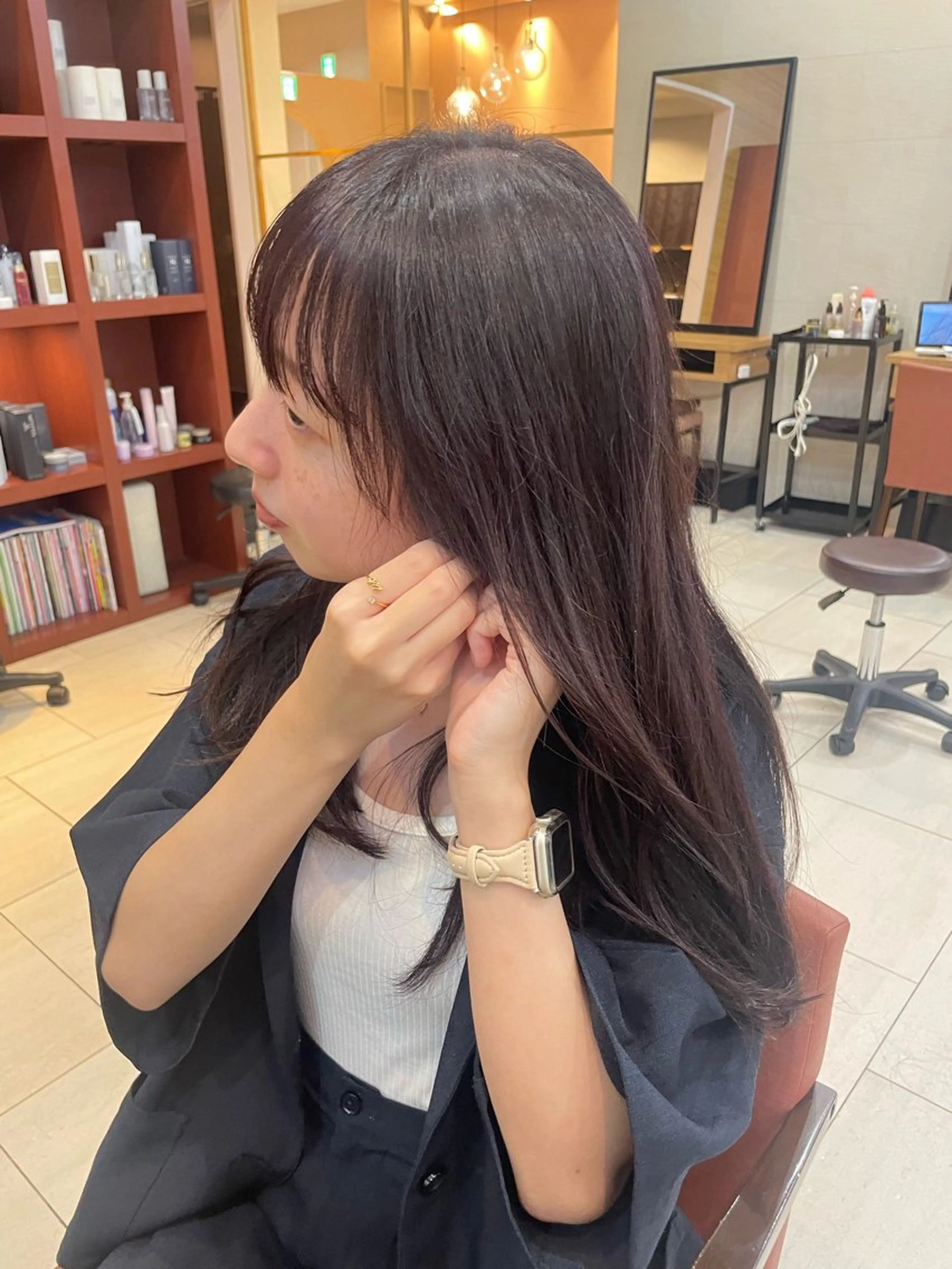 セミロング カラー ブラウンカラー 透明感カラー ラベンダーカラー ラベンダーブラウン ヘアカラー トリートメント 顔まわり🥨レイヤー /透明感/まいなのヘアスタイル