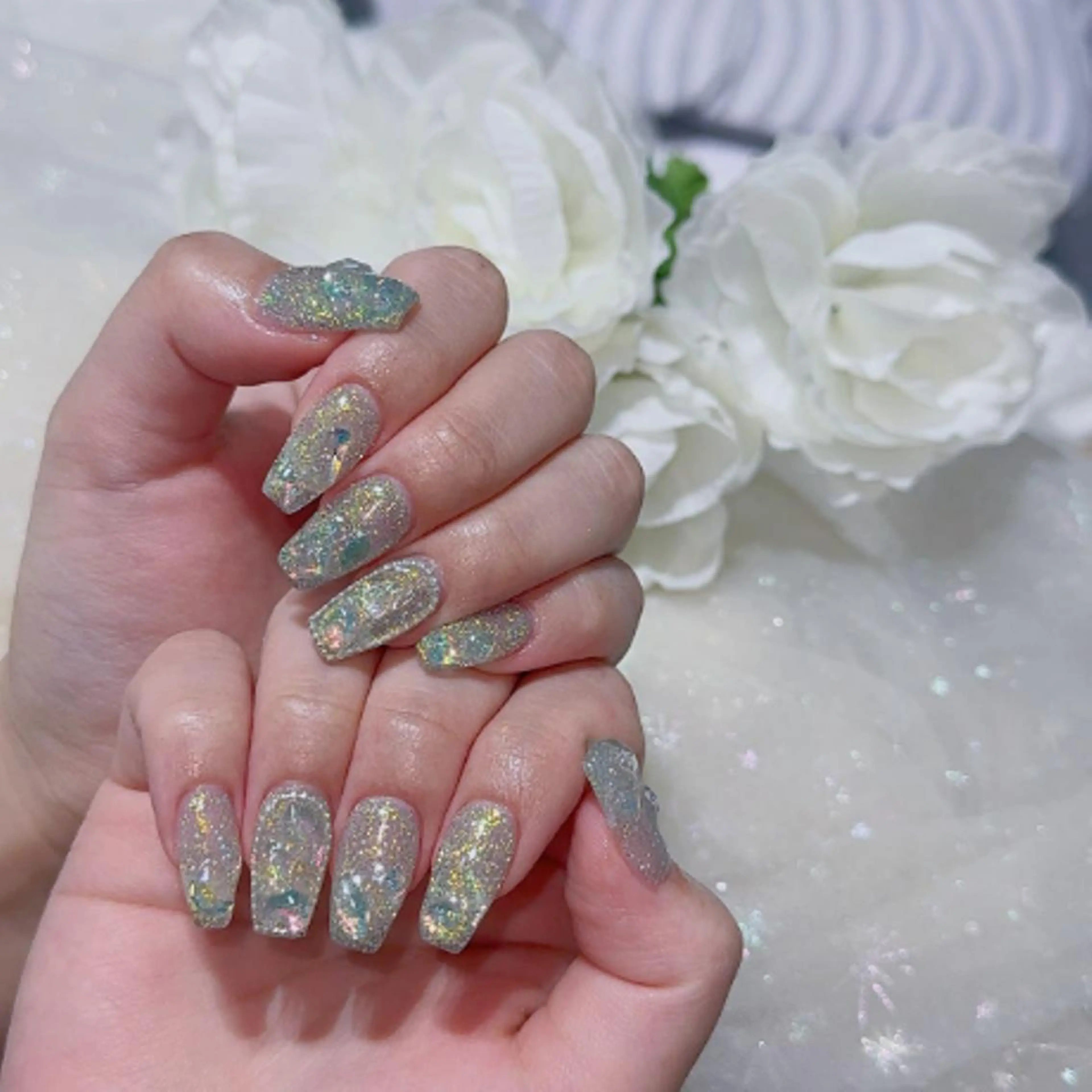 ネイル アートネイル 長さ出し ネイルチップ Queens momoのネイルデザイン