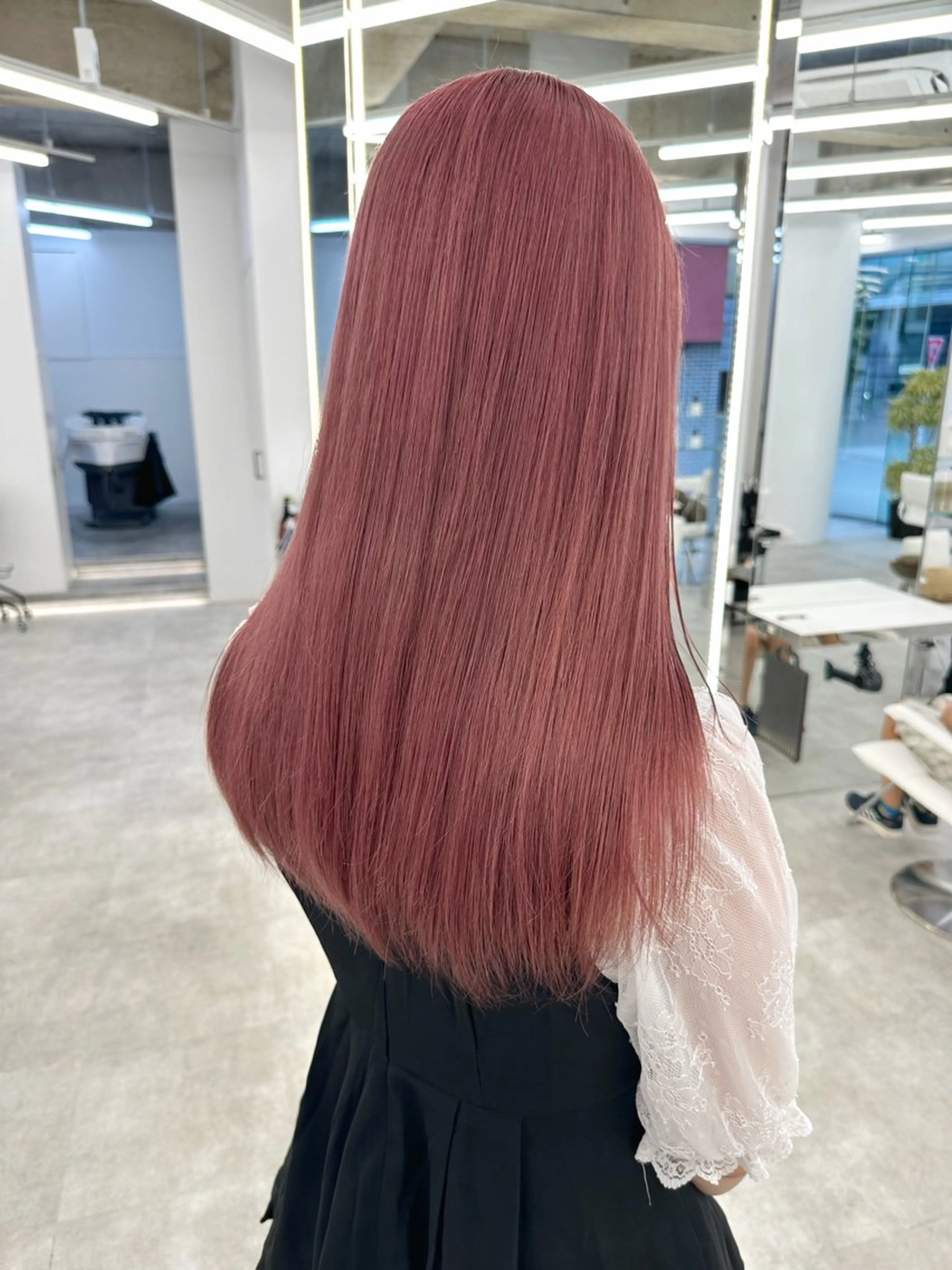 ロング カラー ブリーチ指名No.1 Daikiのヘアスタイル