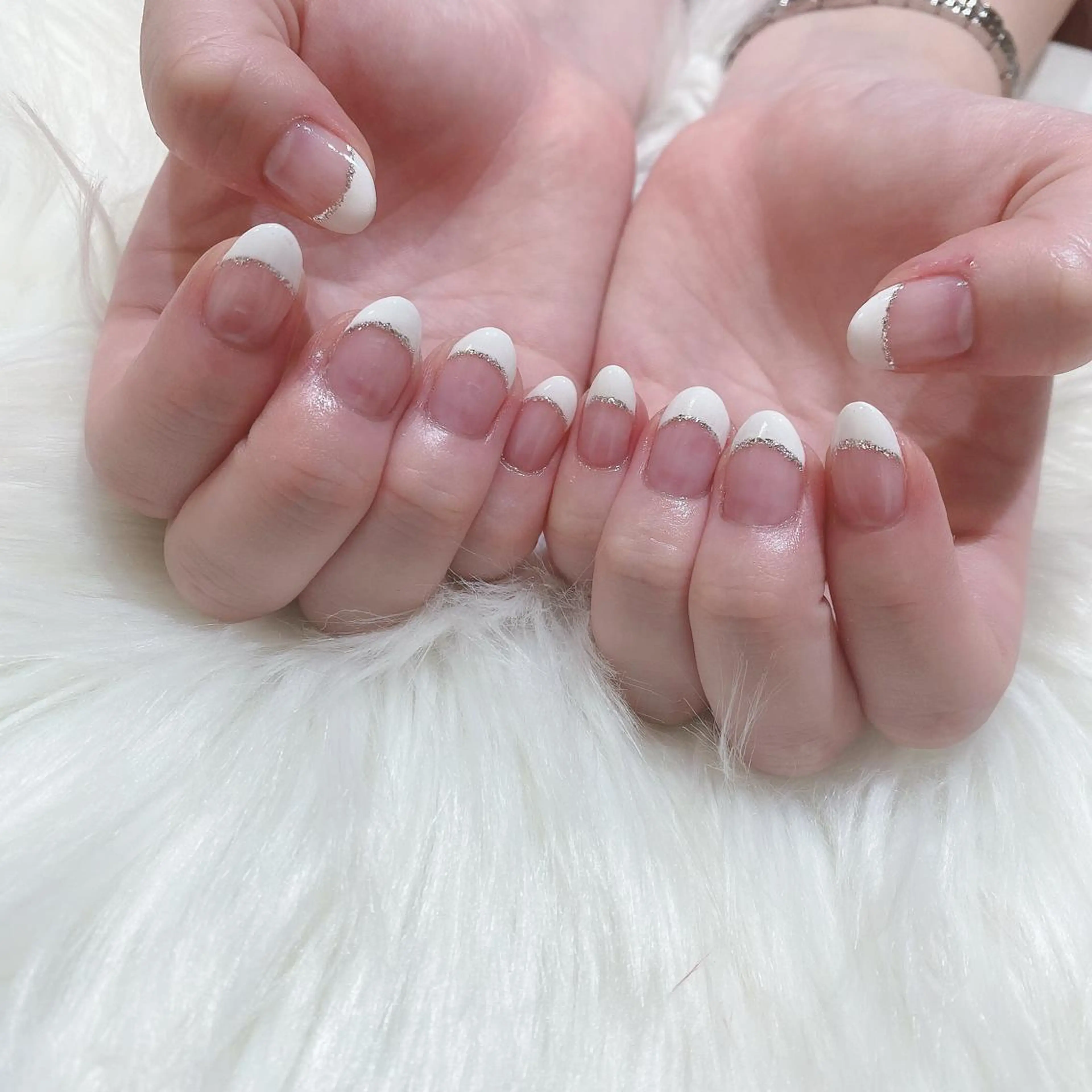 ネイル ハンドネイル 西岡 杏のネイルデザイン