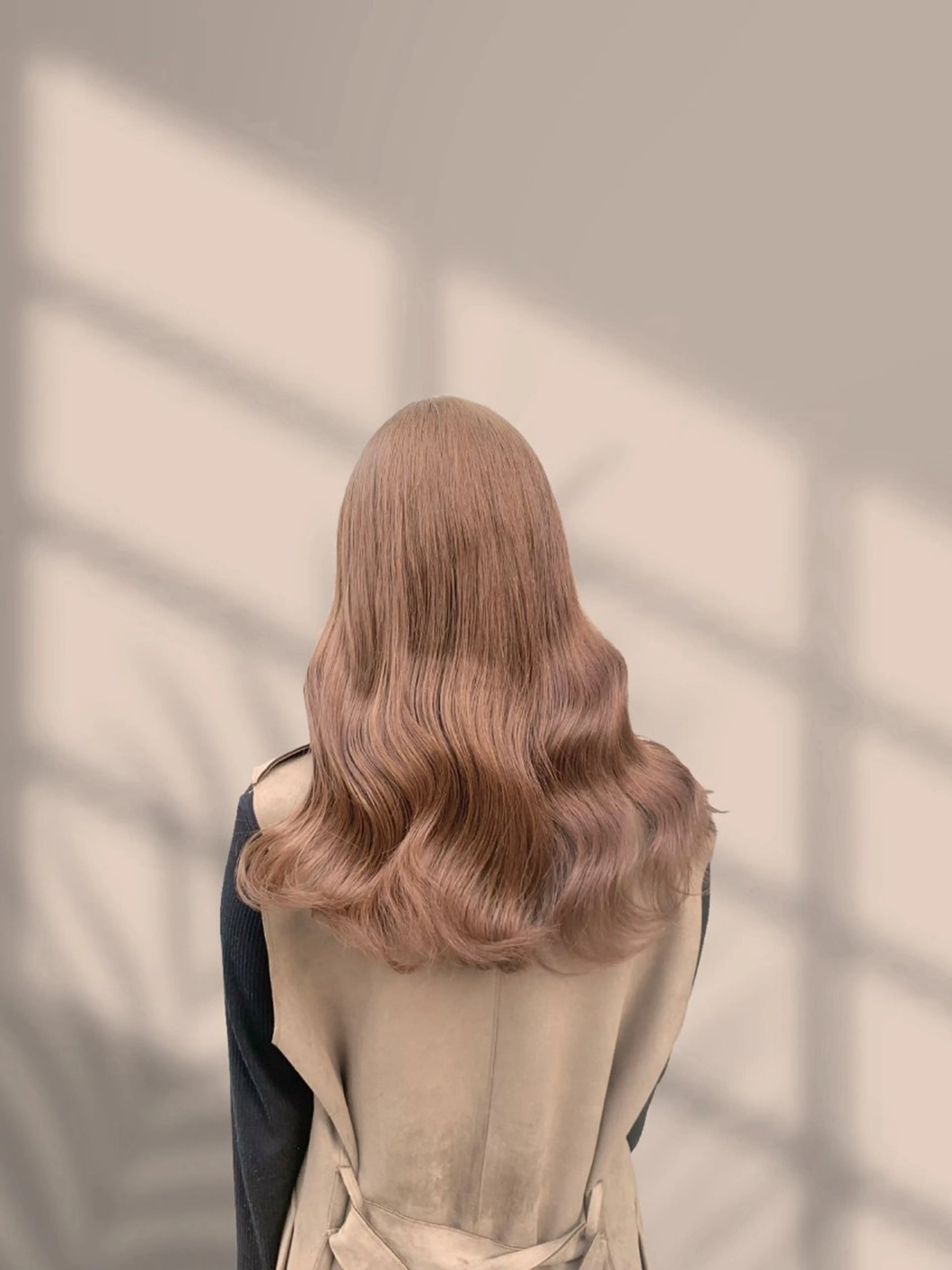 ロング カラー ヘアカラー くすみミルクティー／ ブラウン🪡TOWAのヘアスタイル