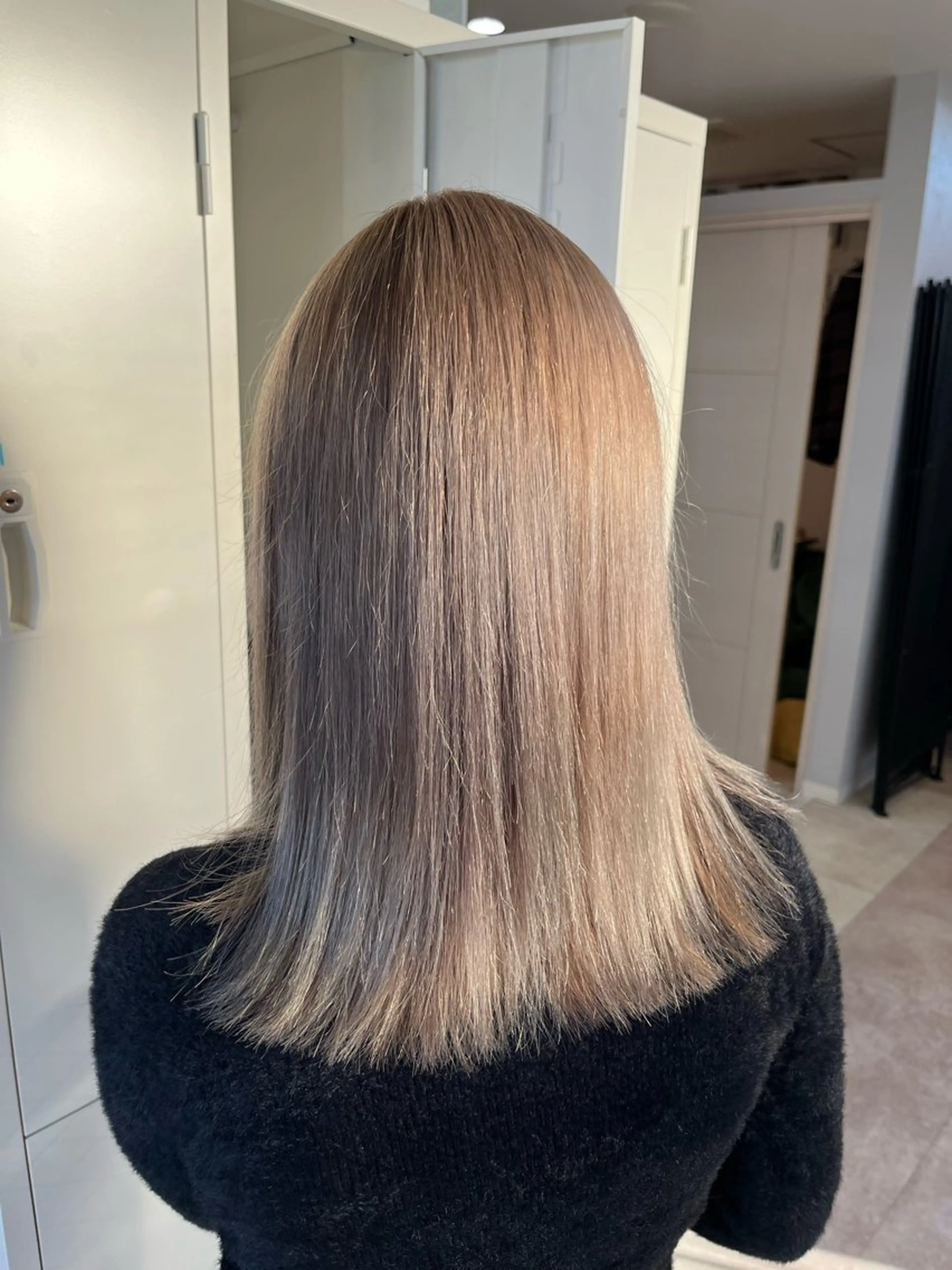 セミロング カット ヘアカラー トリートメント テーラヘアプラス　木更津２号店所属・渡邉 三香子のヘアスタイル