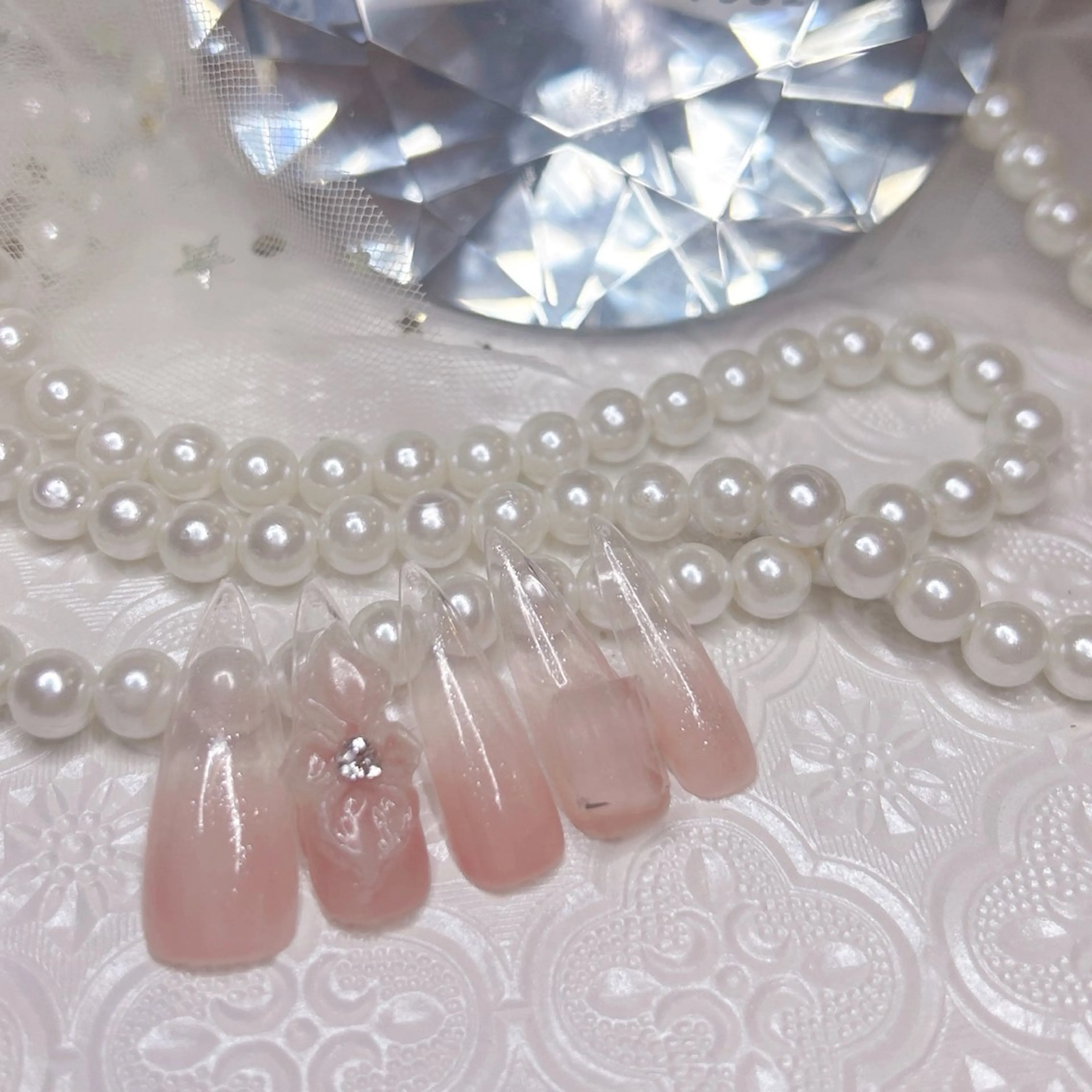 ネイル Salon Mori所属・☺︎ amiのネイルデザイン