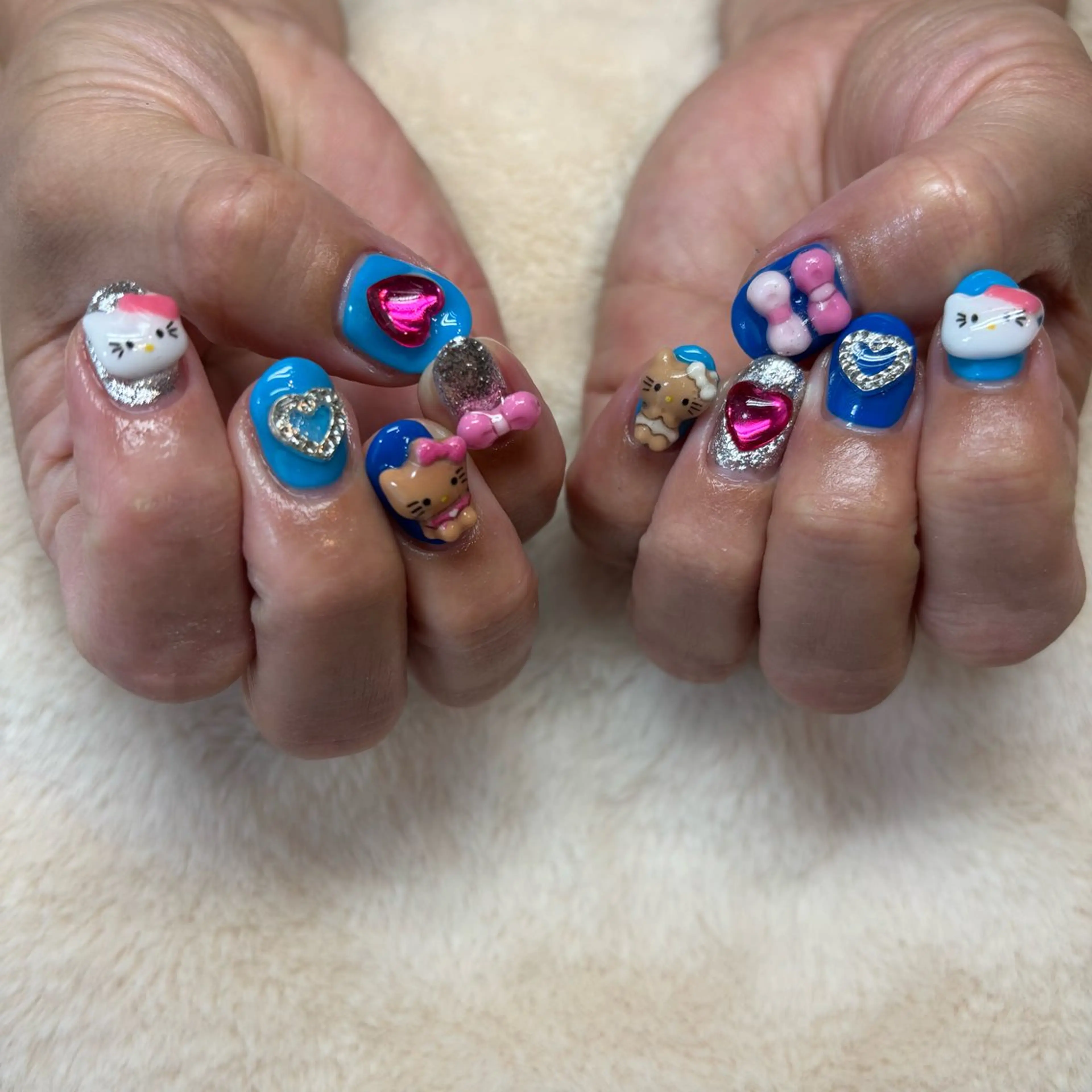 ネイル es nailのネイルデザイン