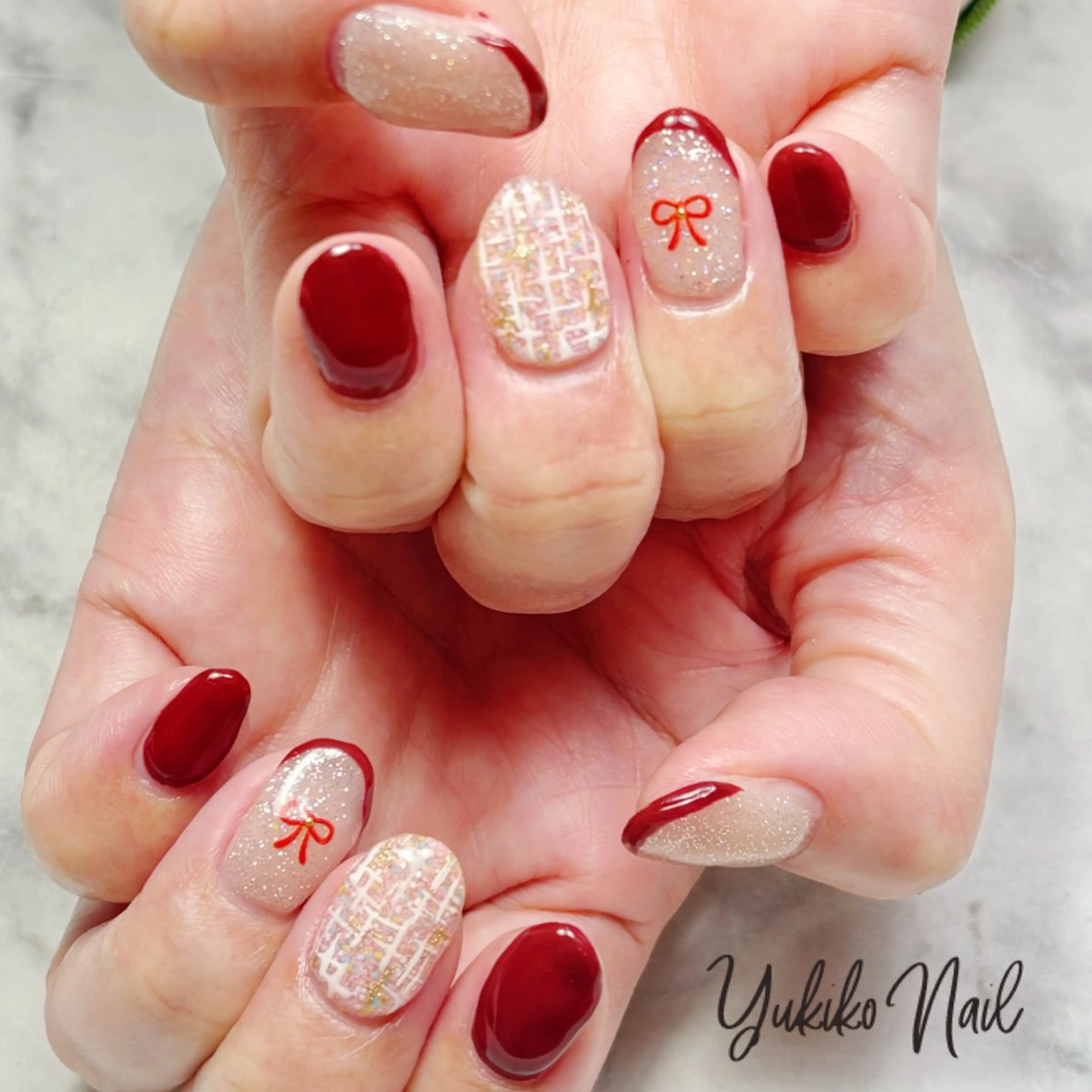 ネイル 赤色 リボン シンプルネイル ツイードネイル 冬ネイル ハンドネイル ユキコ ネイルのネイルデザイン