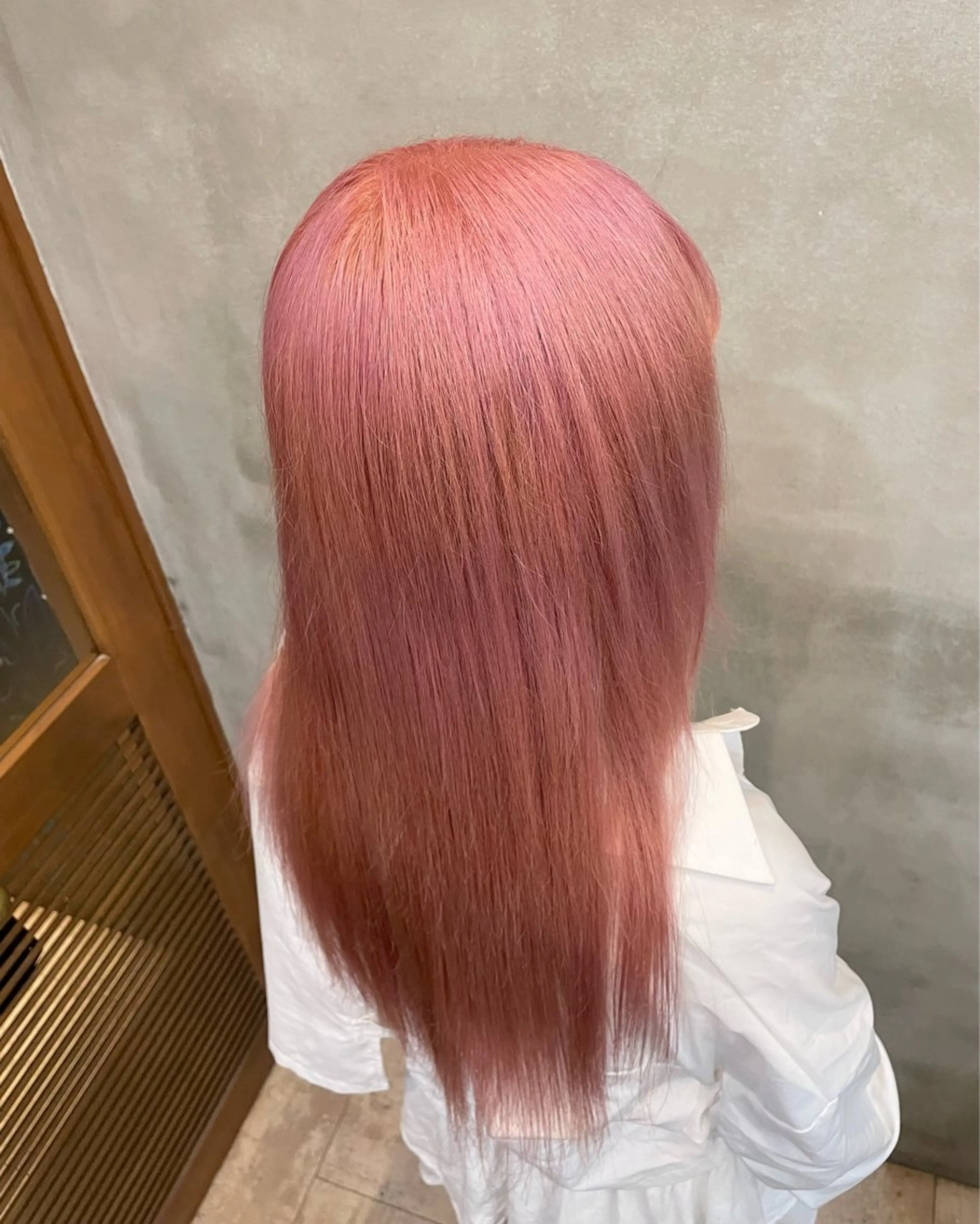 ロング ヘアカラー 【ピンク/韓国ヘア/ ヘアセット】亜海のヘアスタイル