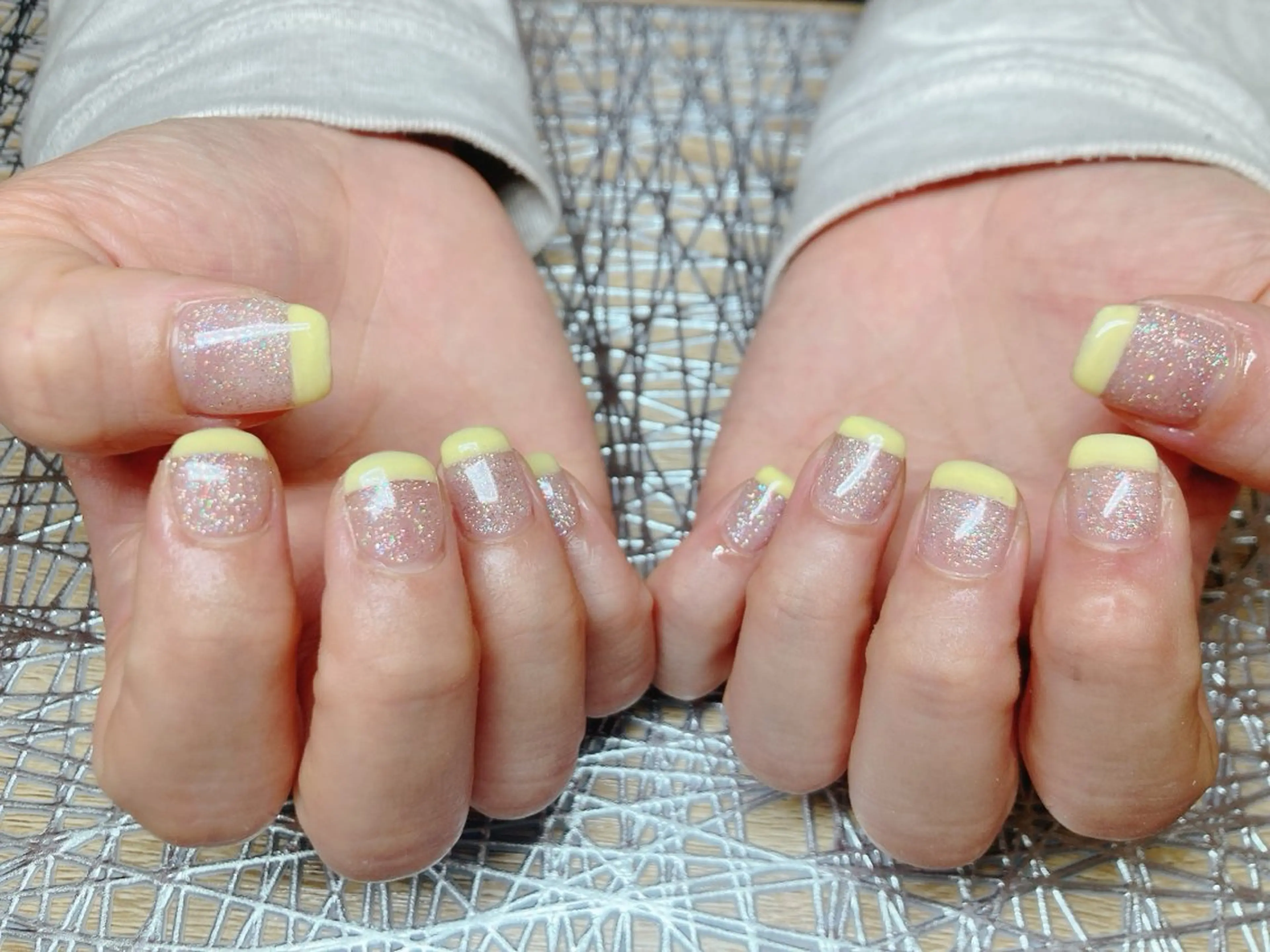 ネイル ECLAT エクラ所属・寺山 千鶴のネイルデザイン