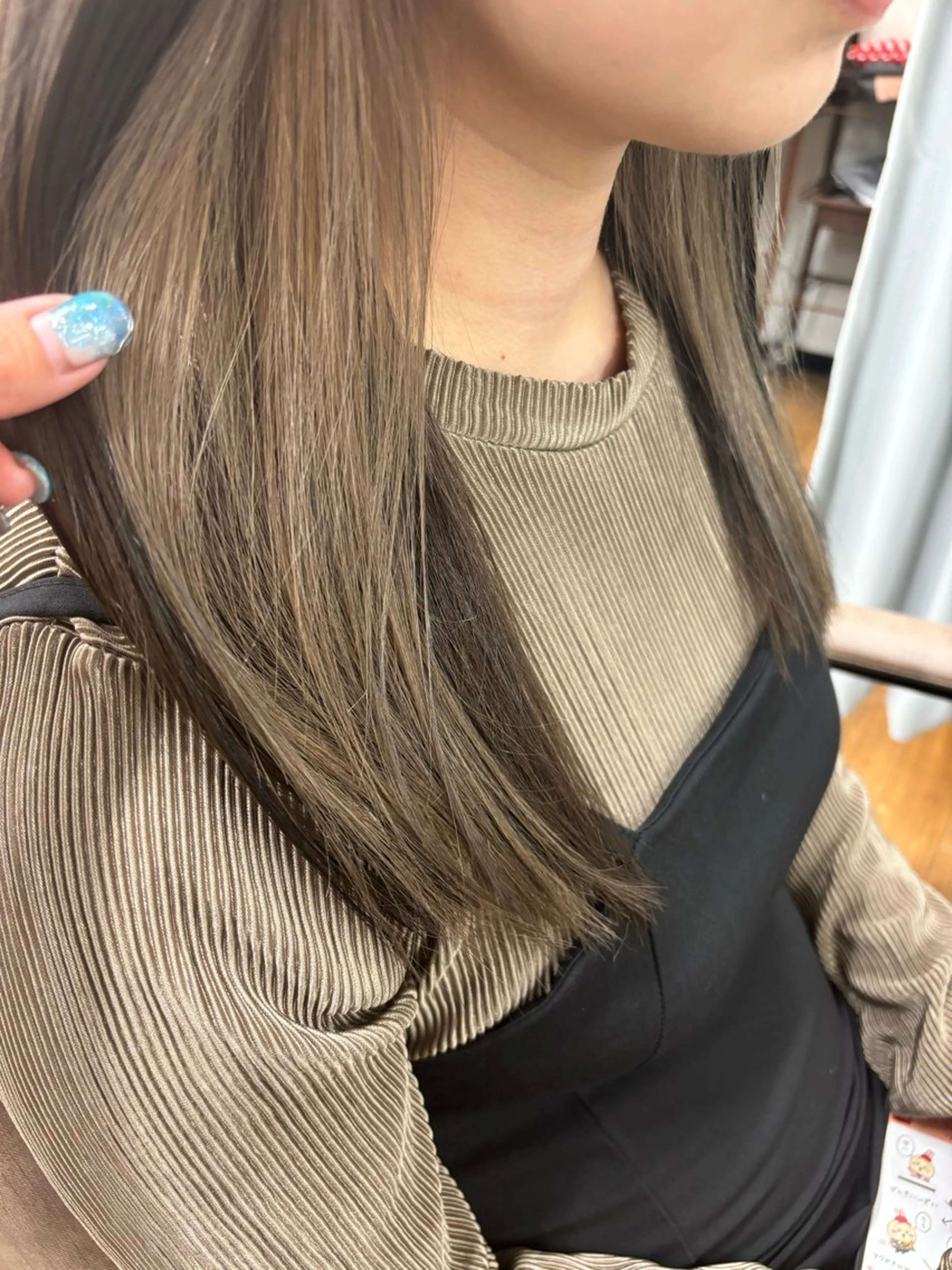 ロング カット ヘアカラー トリートメント 猪股 華乃のヘアスタイル