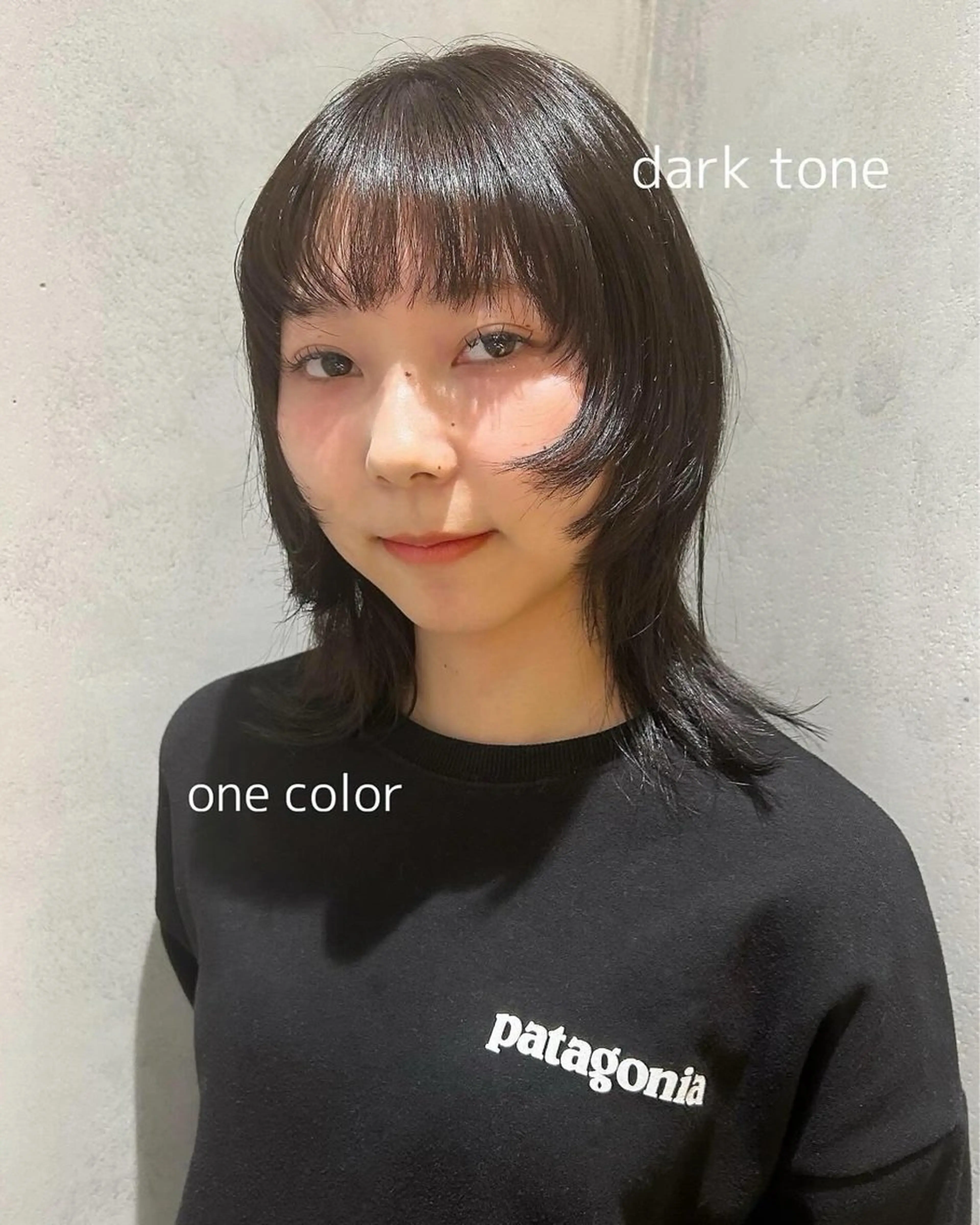 ミディアム ウルフカット null 《 栞 》のヘアスタイル