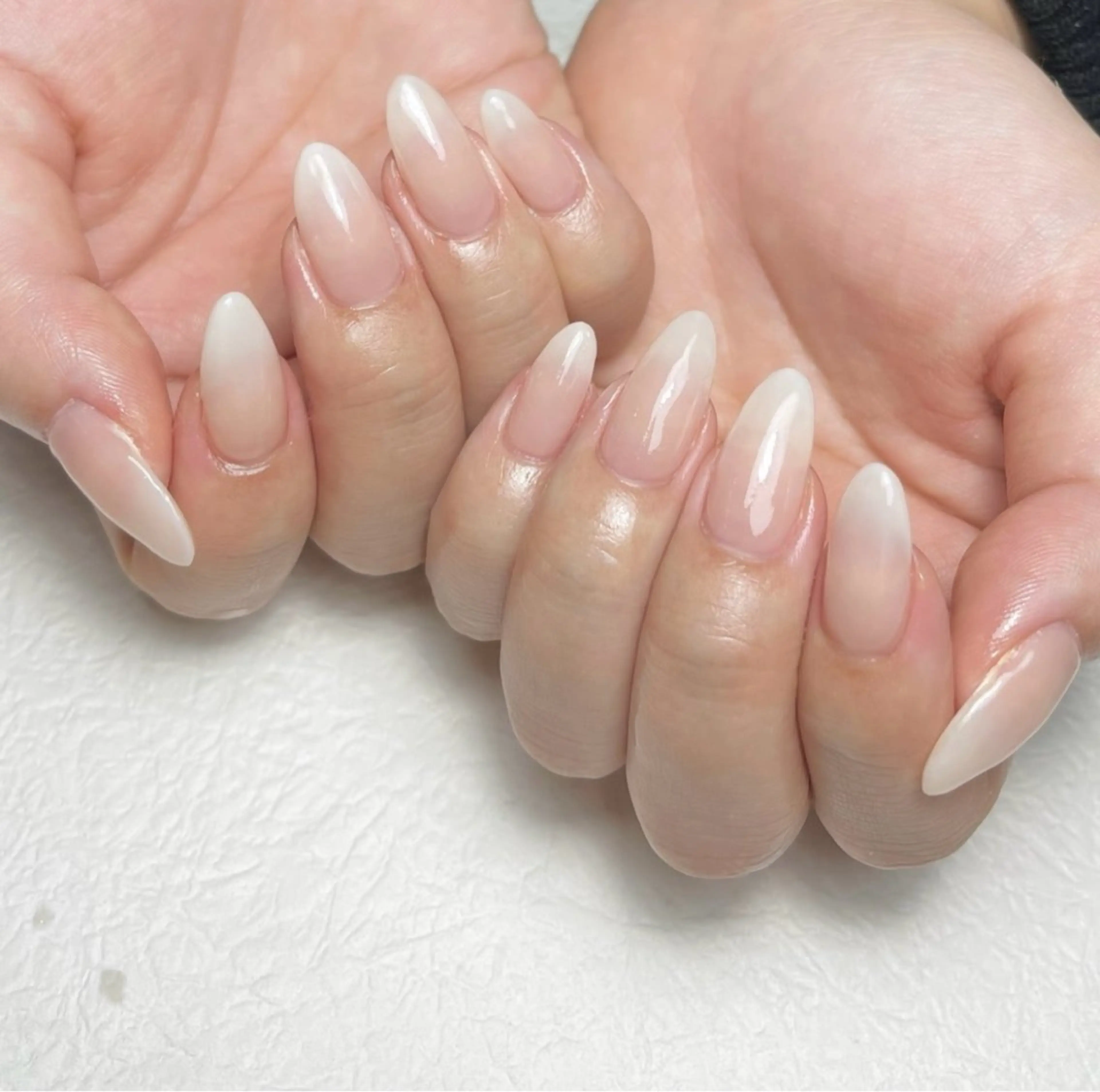 ネイル グラデーション ハンドネイル m. akiのネイルデザイン