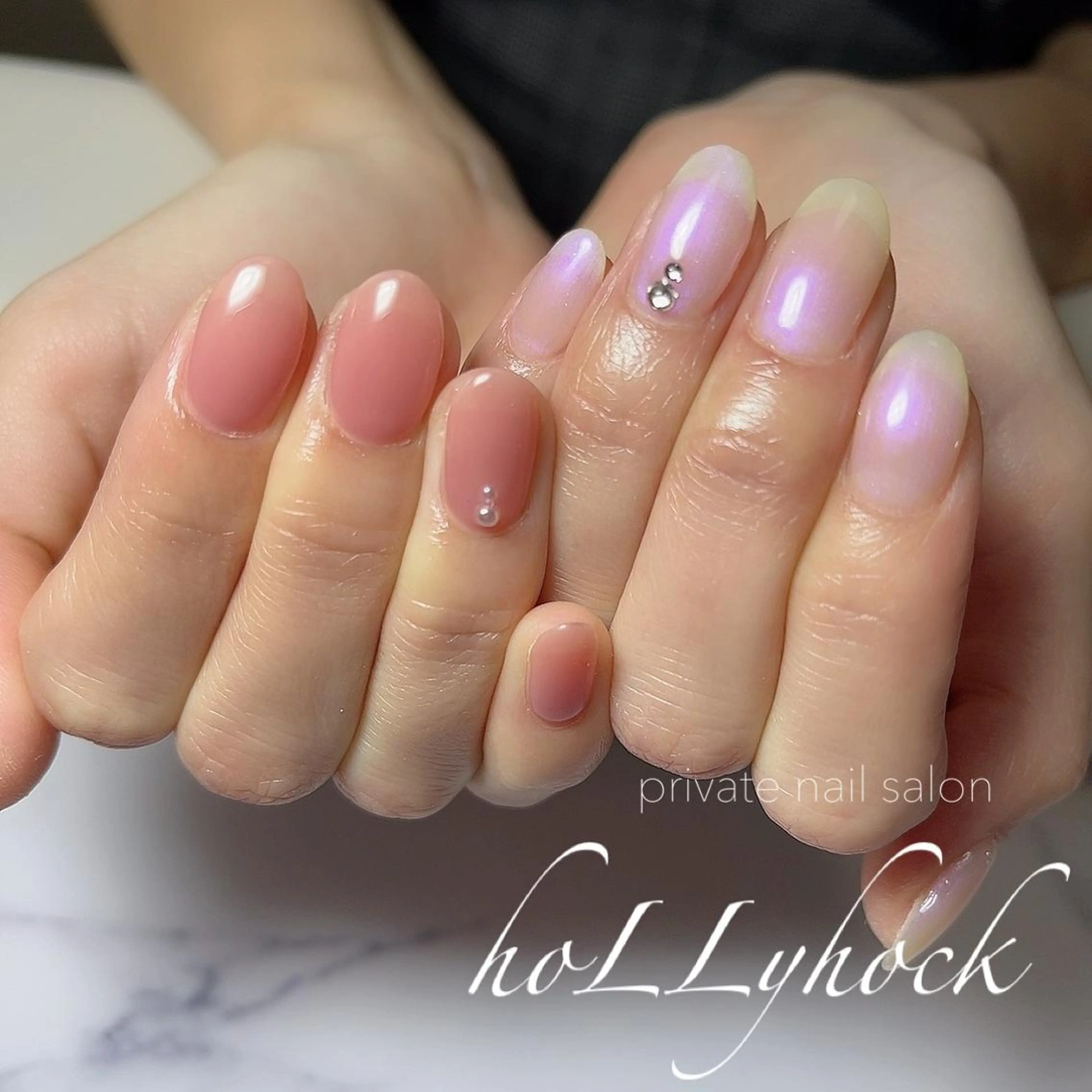ネイル nail salon hoLLyhockのネイルデザイン
