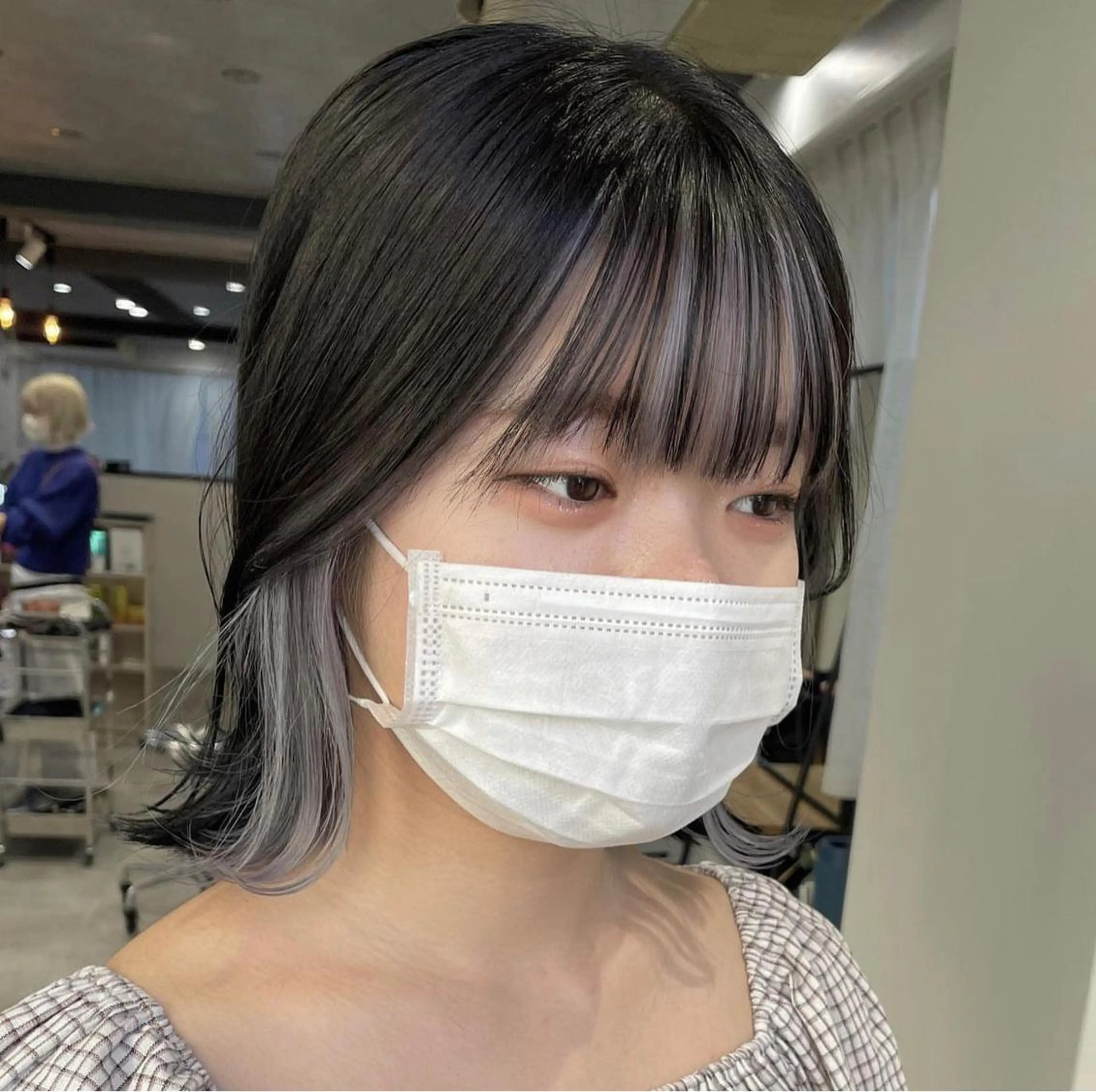 ショート カラー 切りっぱなしボブイヤ リングカラー清水隆央のヘアスタイル