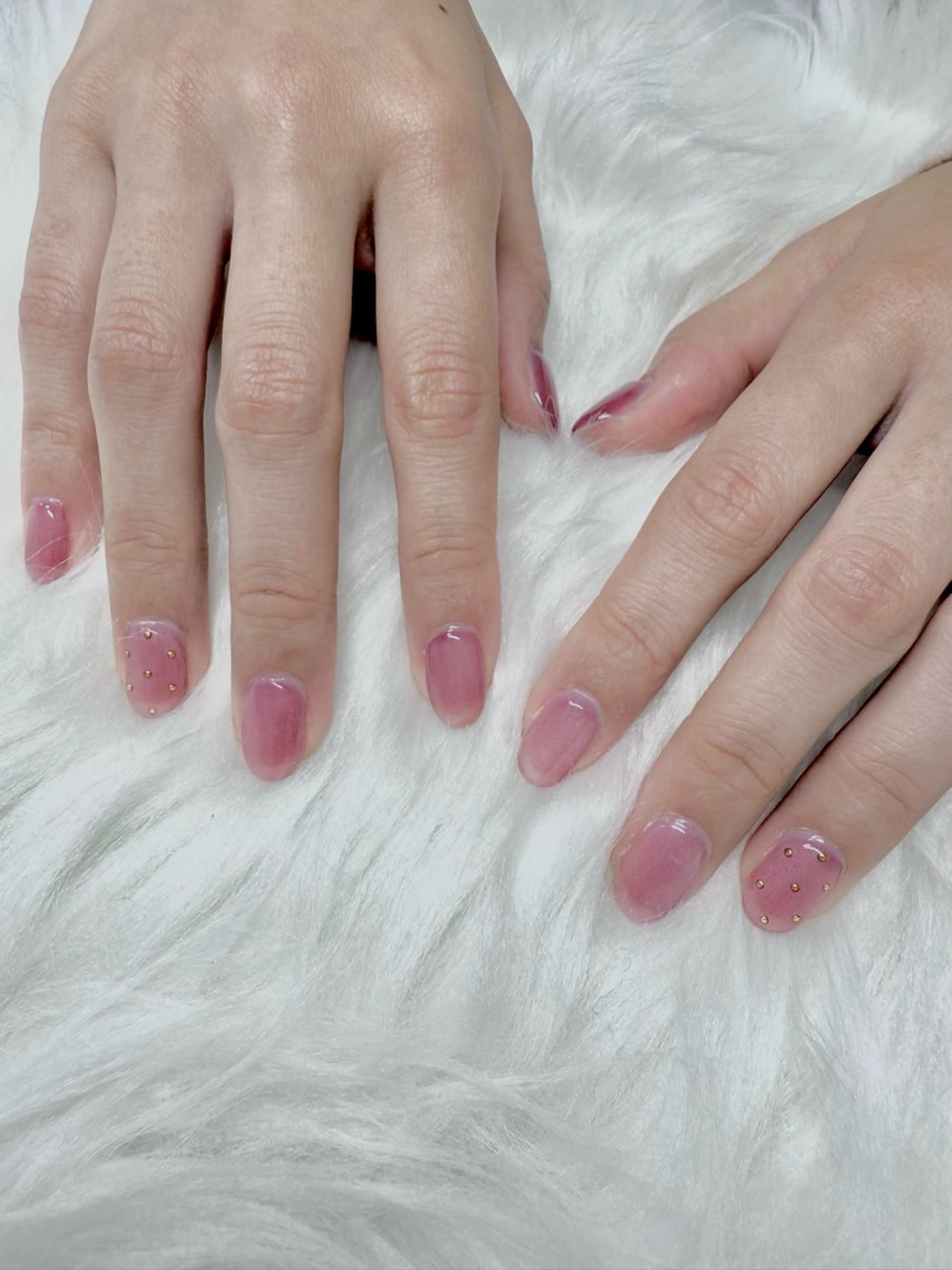 ネイル マグネットネイル ワンカラーネイル ハンドネイル ネイルサロンミスユー所属・miss you ♡ Miyuuのネイルデザイン