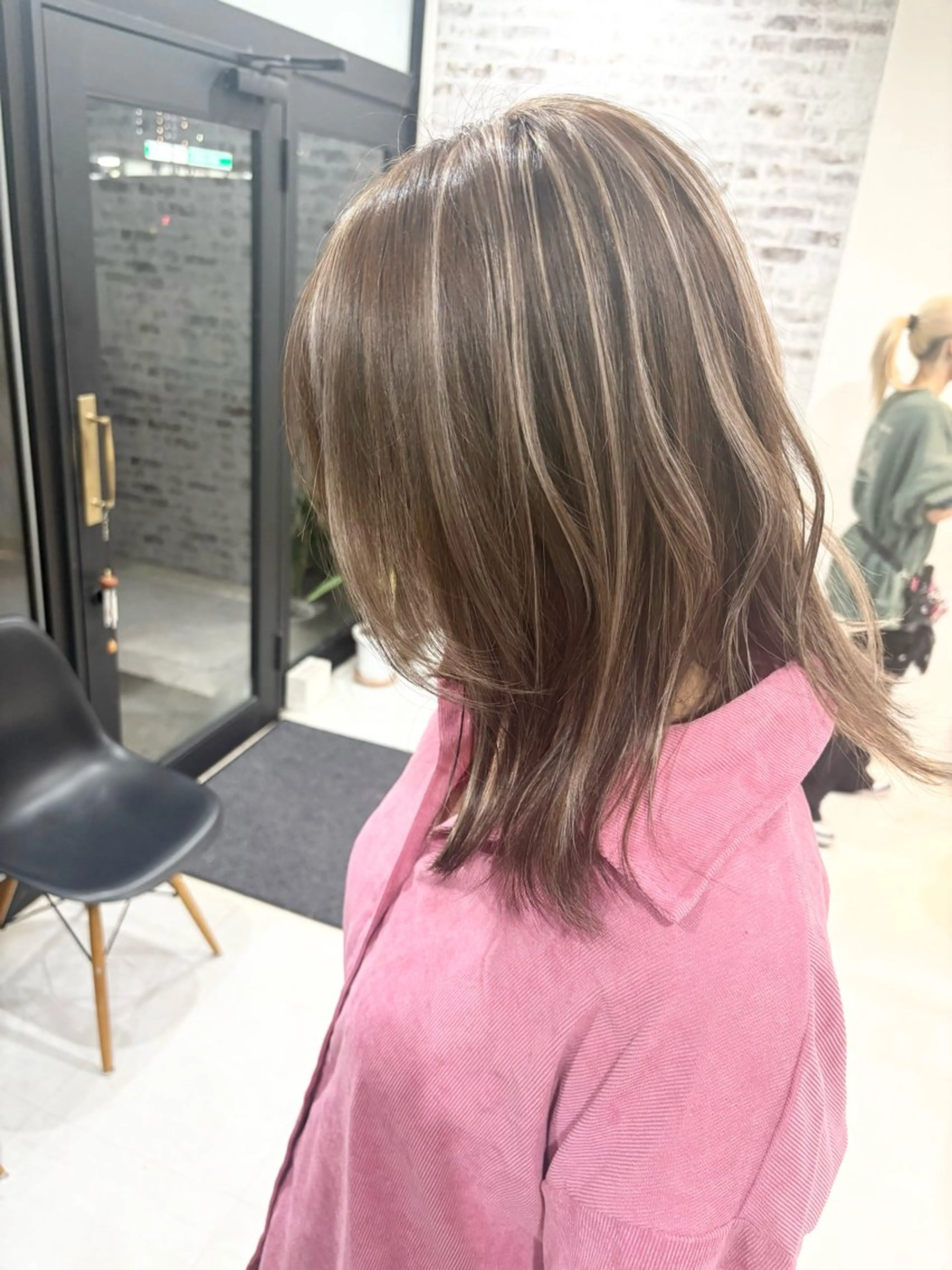 セミロング カット ヘアカラー charm小沢 真澄のヘアスタイル