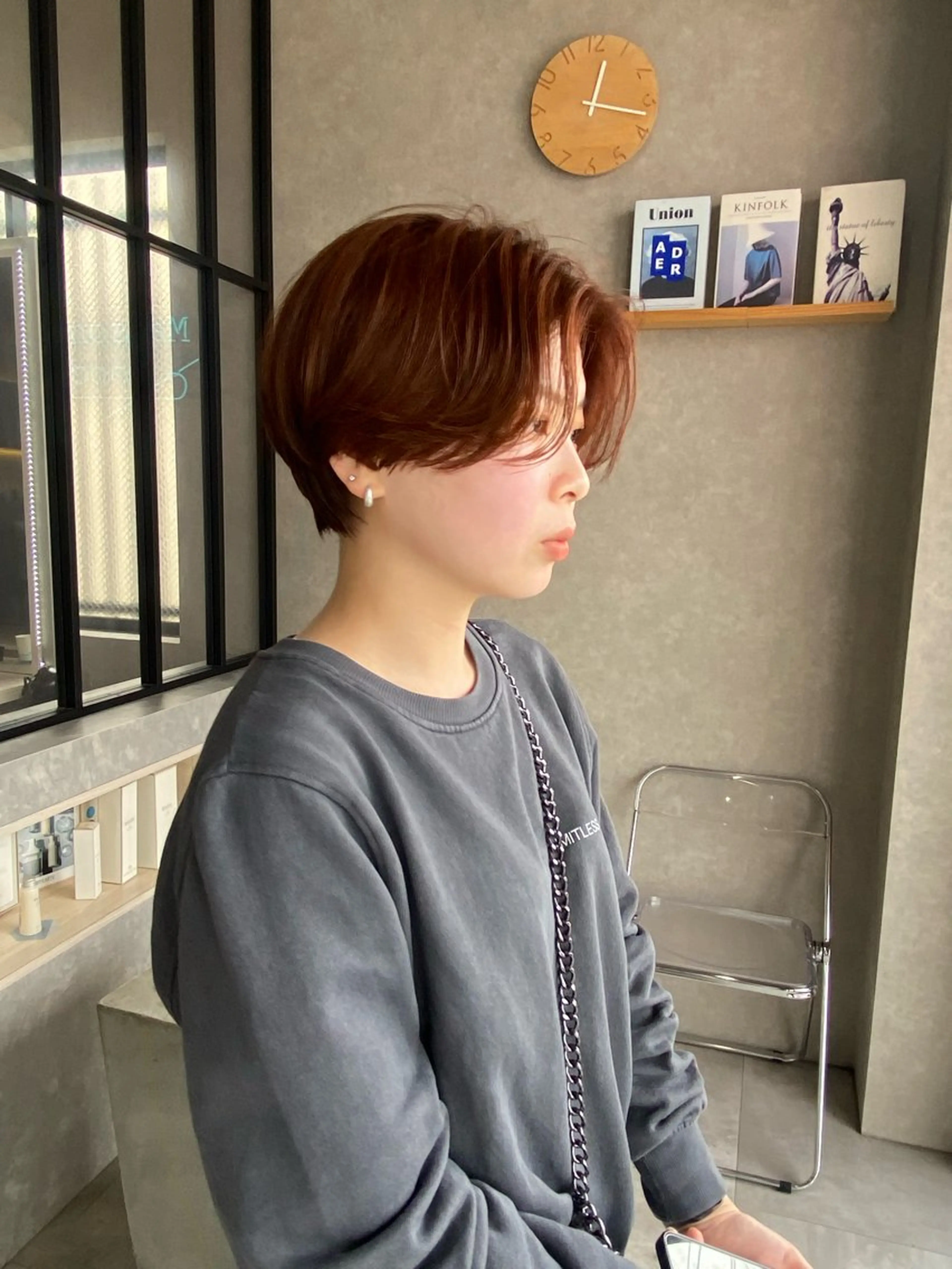 ショート カット ヘアカラー トリートメント 山岸 未玖のヘアスタイル