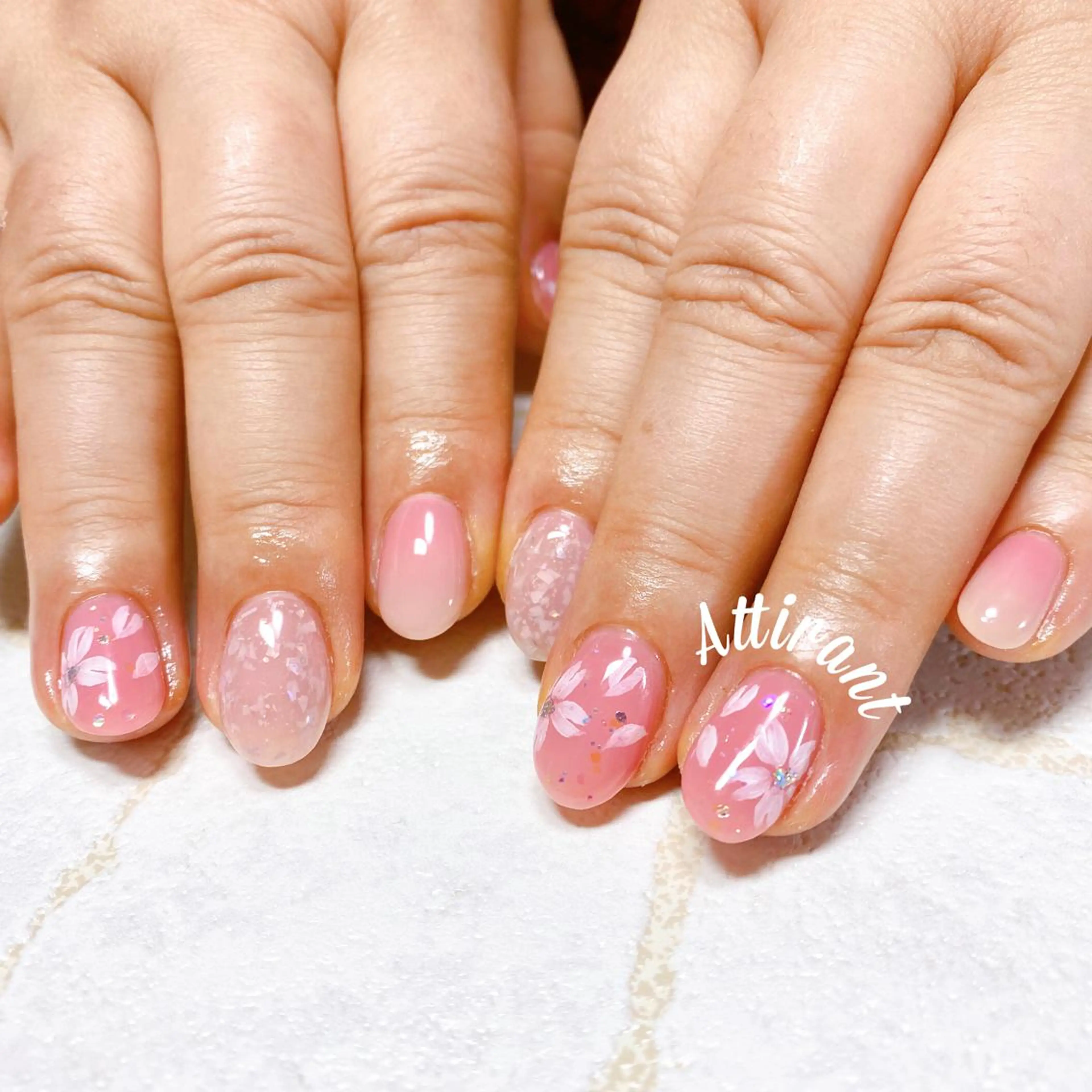 ネイル ハンドネイル ネイルサロン アティロン所属・ネイルサロン アティロンのネイルデザイン