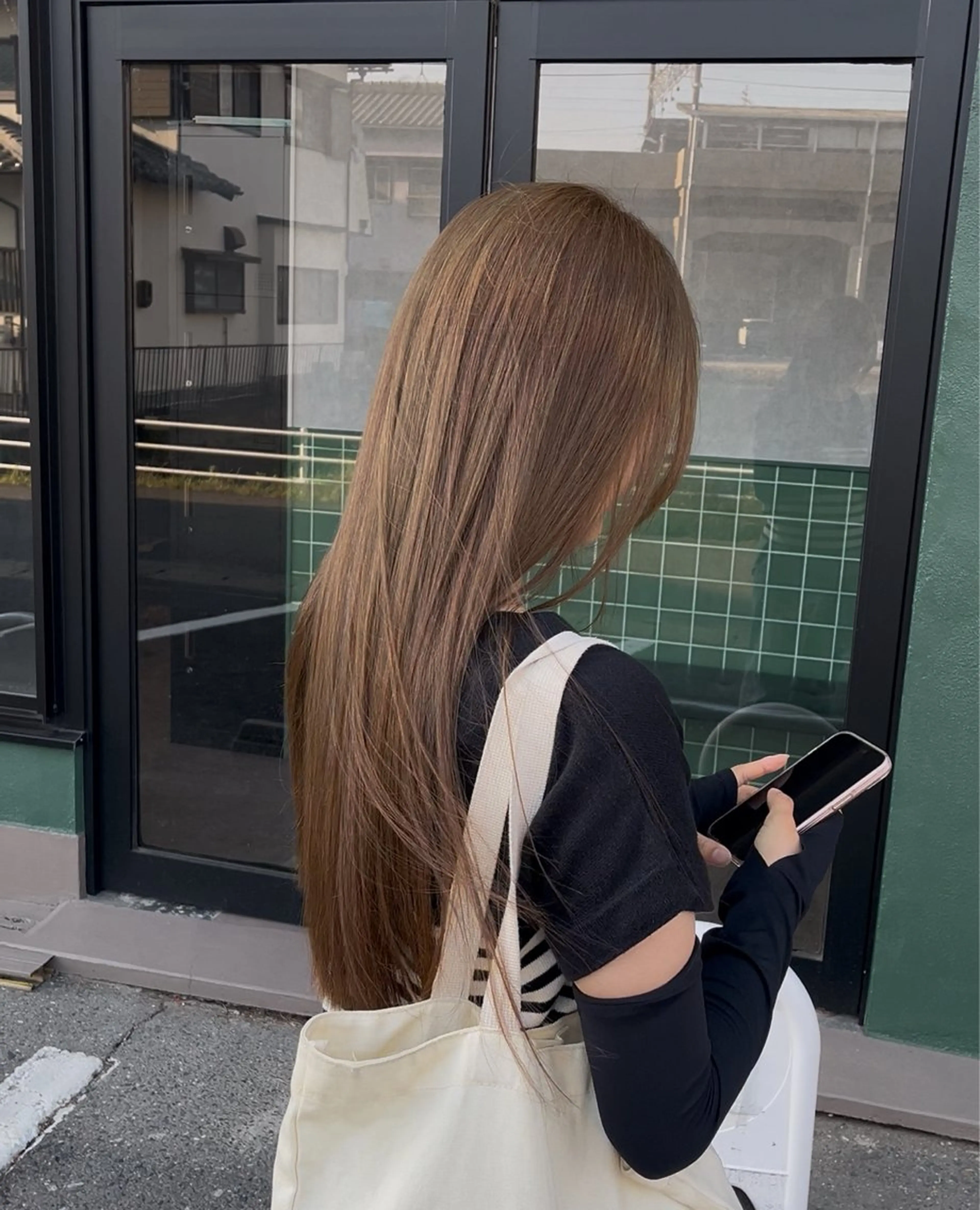 カラー ヘアカラー 本木下朋花/髪質 改善×ダブルカラーのヘアスタイル