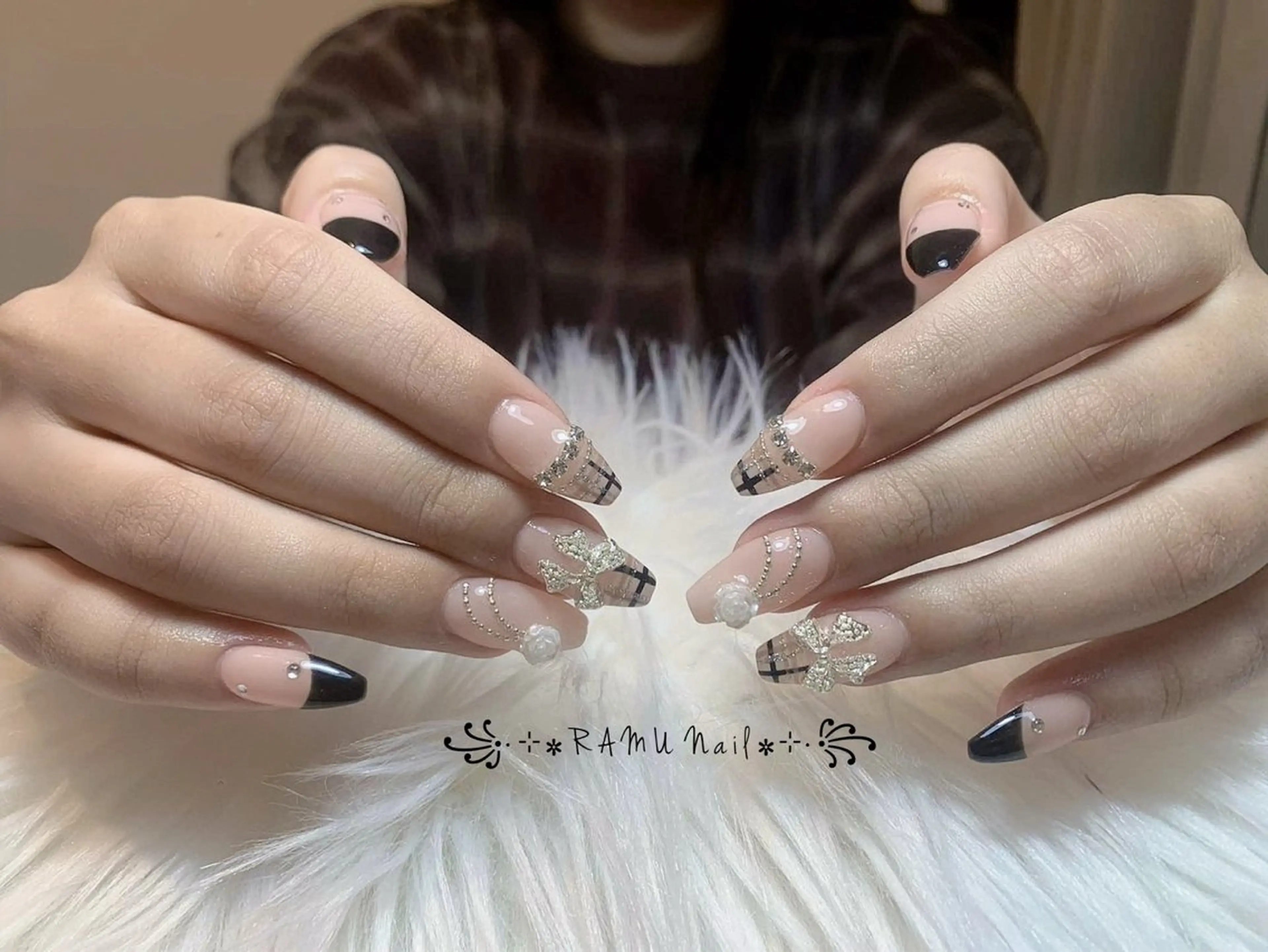 ネイル キラキラネイル マグネットネイル ミラーネイル ピンク ワンホンネイル ハンドネイル RAMU Nail 恵比寿店のネイルデザイン