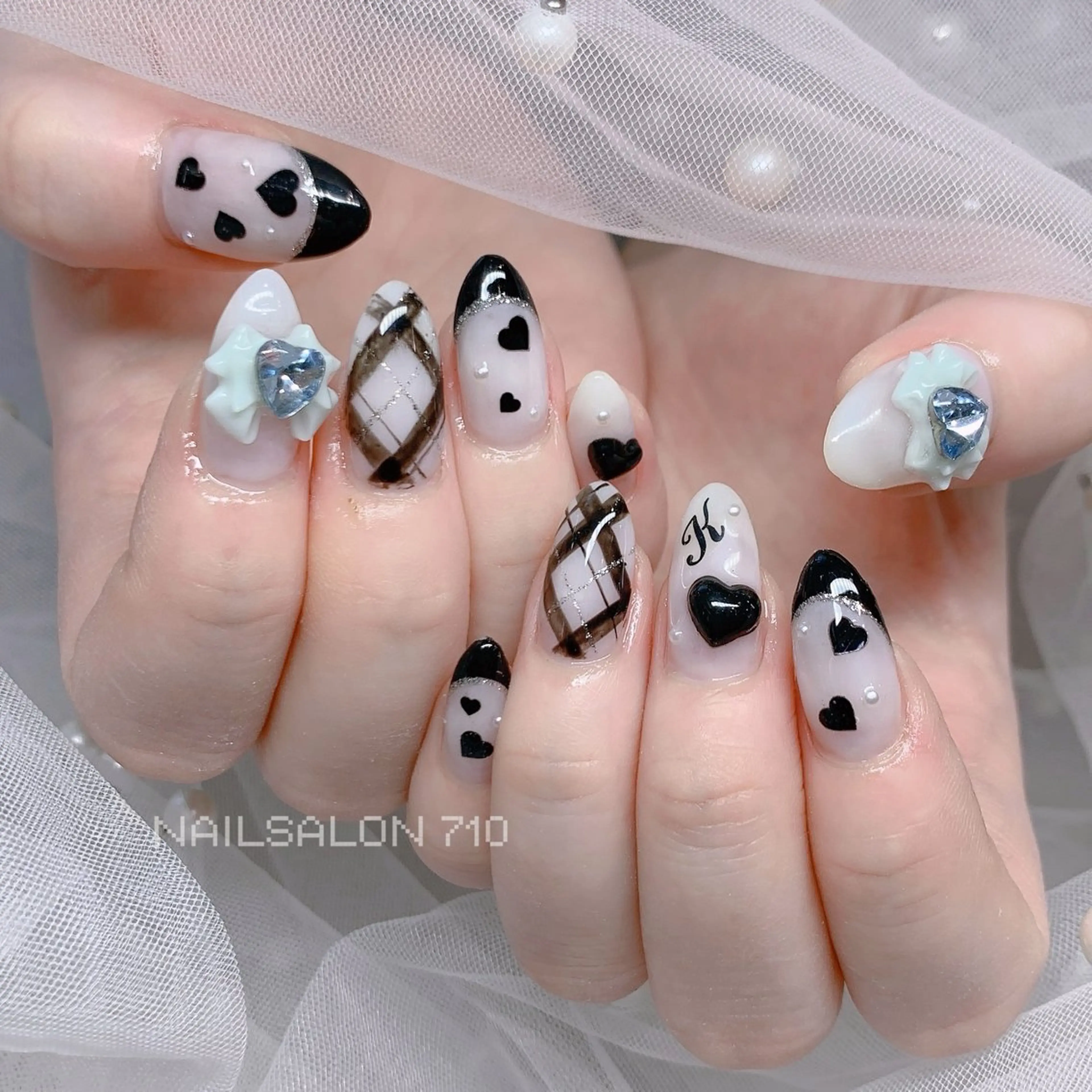 ネイル ハンドネイル フットネイル ナナイチゼロ I.Naoのネイルデザイン