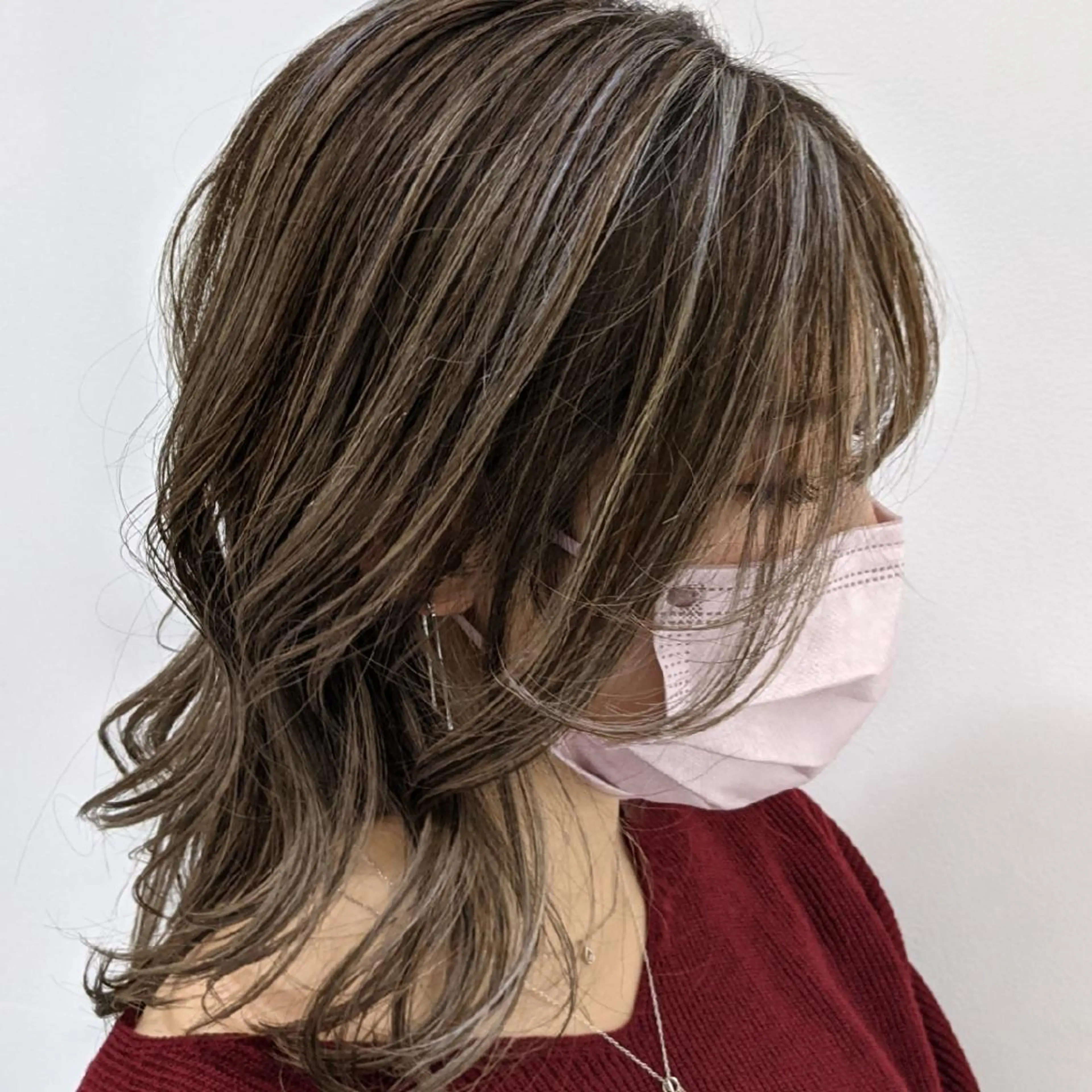 ミディアム TONI&GUY所属・Otsuka Satsukiのヘアスタイル