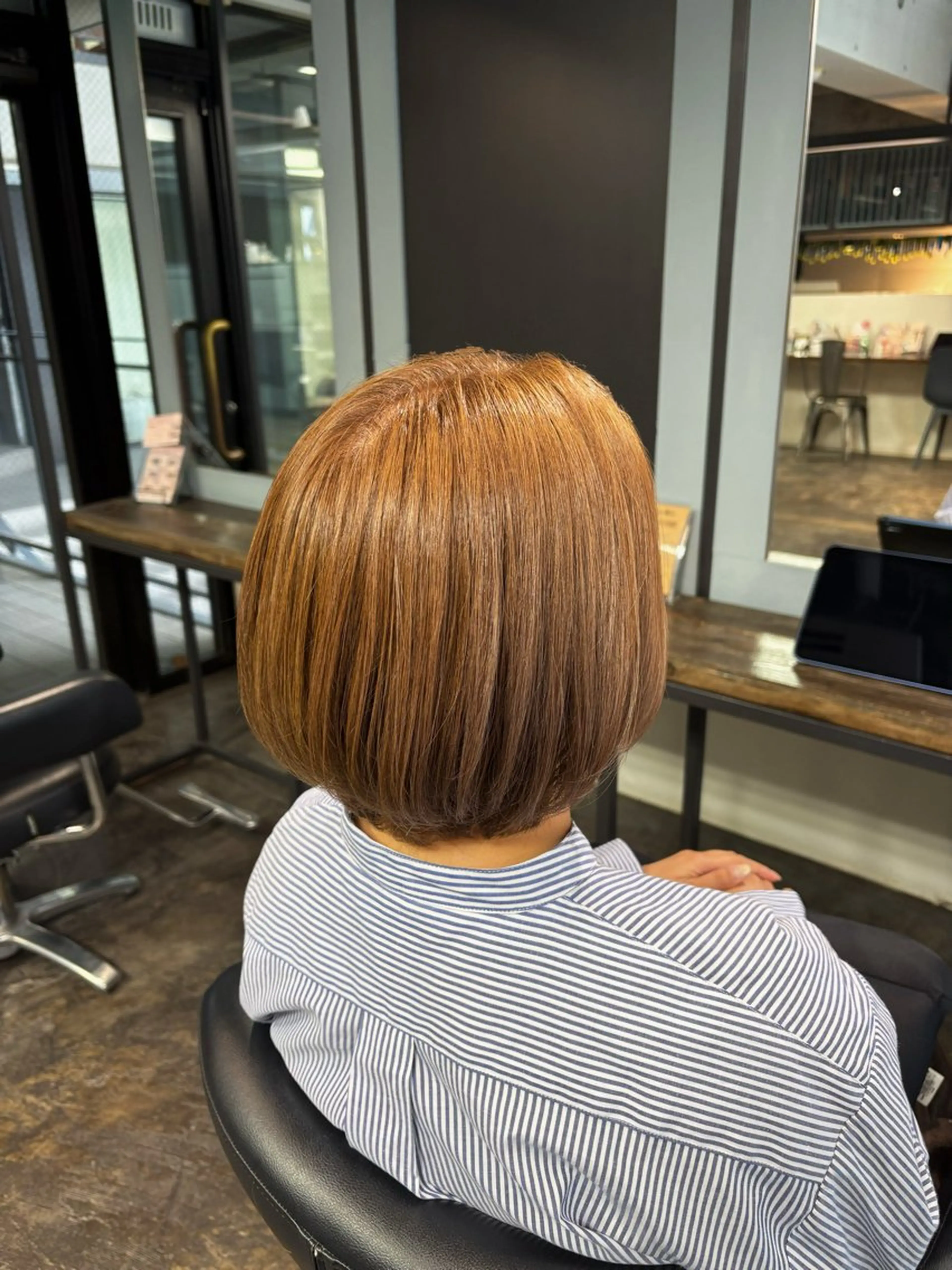 ショート カラー ベージュカラー ヘアカラー ユイカ🐮暖色カラー / 再現スタイルのヘアスタイル