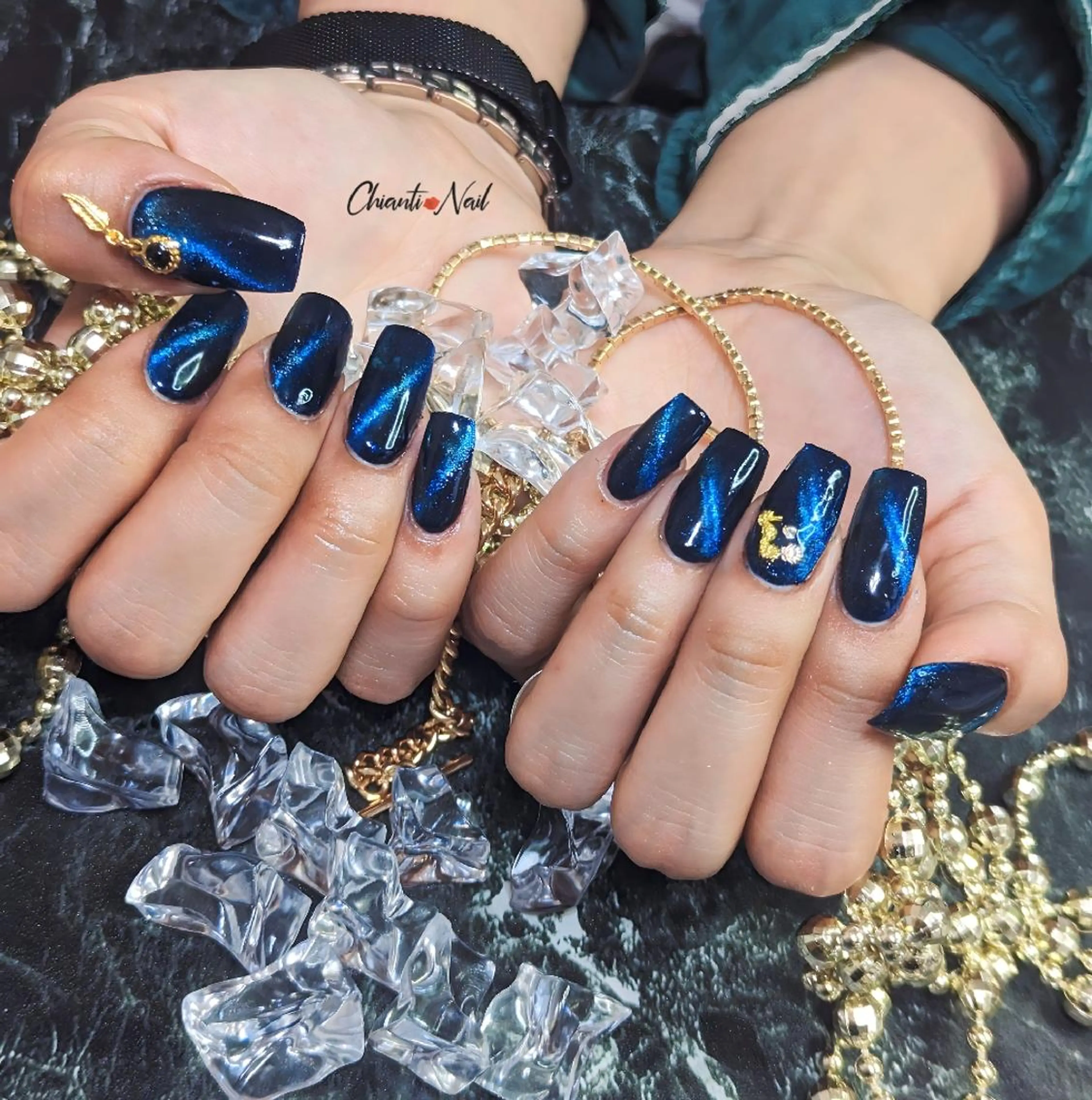 ネイル 長さ出し マグネットネイル Chianti Nailのネイルデザイン