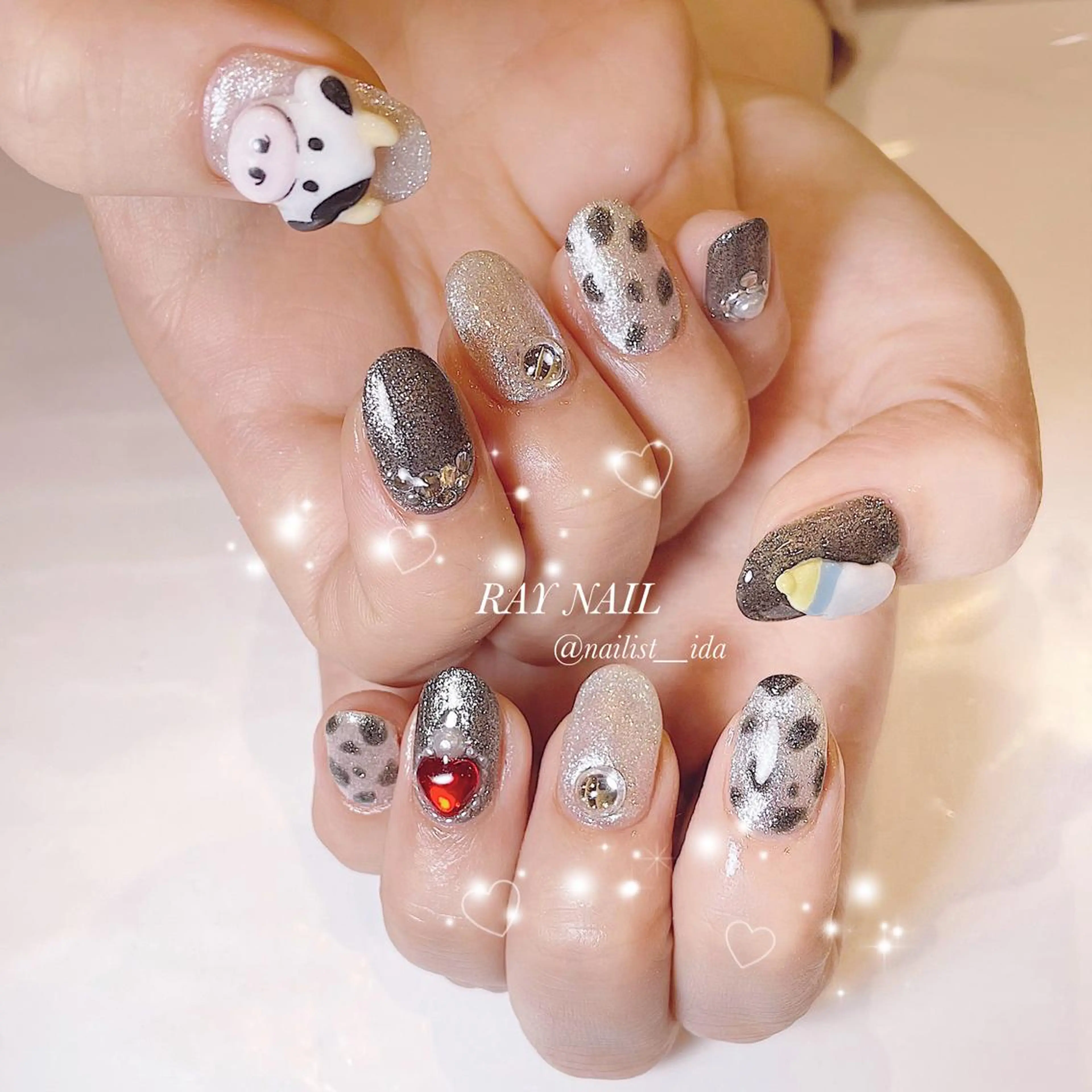 ネイル Arowa 伊田のネイルデザイン